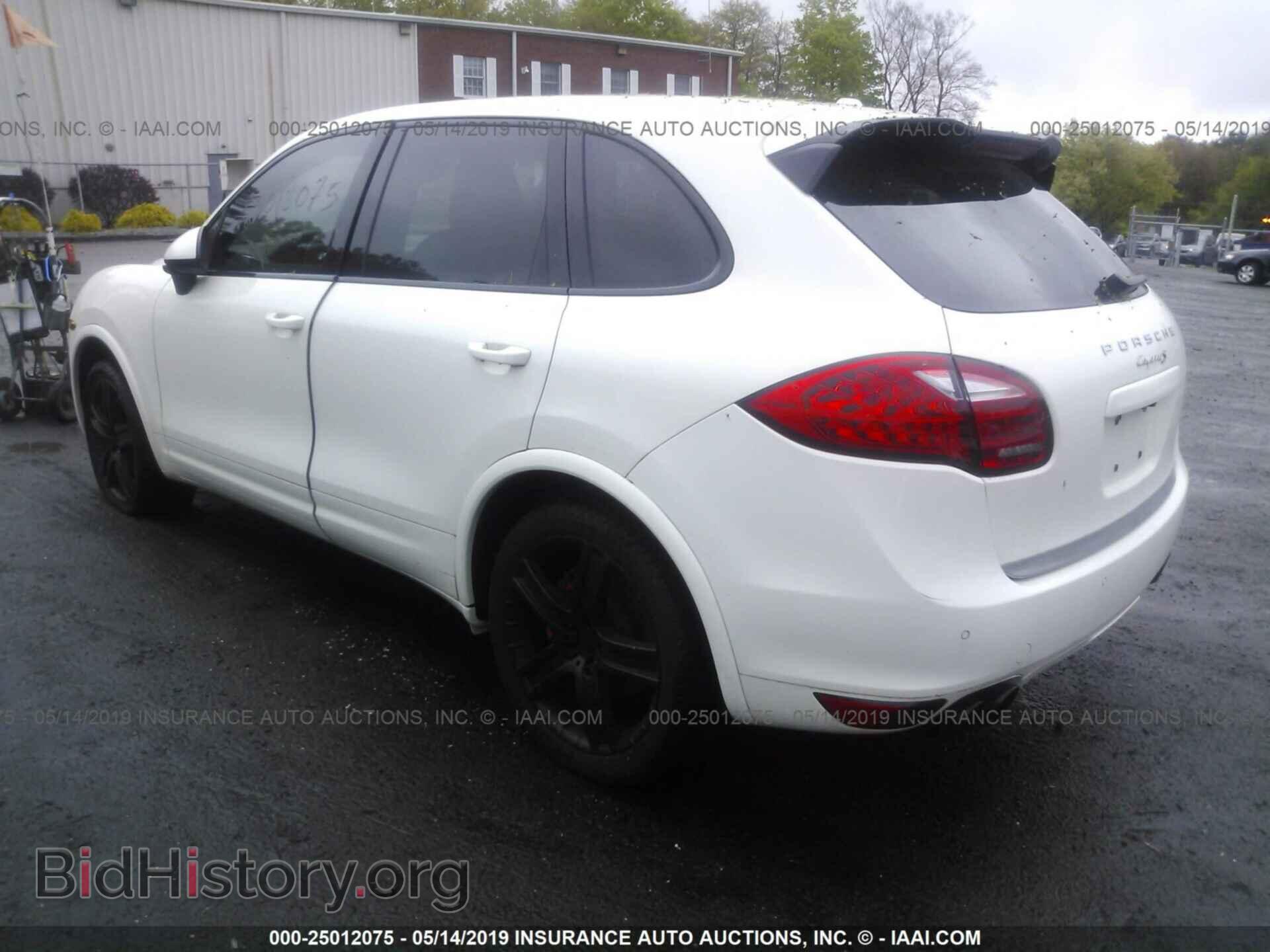 2011 PORSCHE CAYENNE - VIN: WP1AB2A27BLA54115 - Фото 3