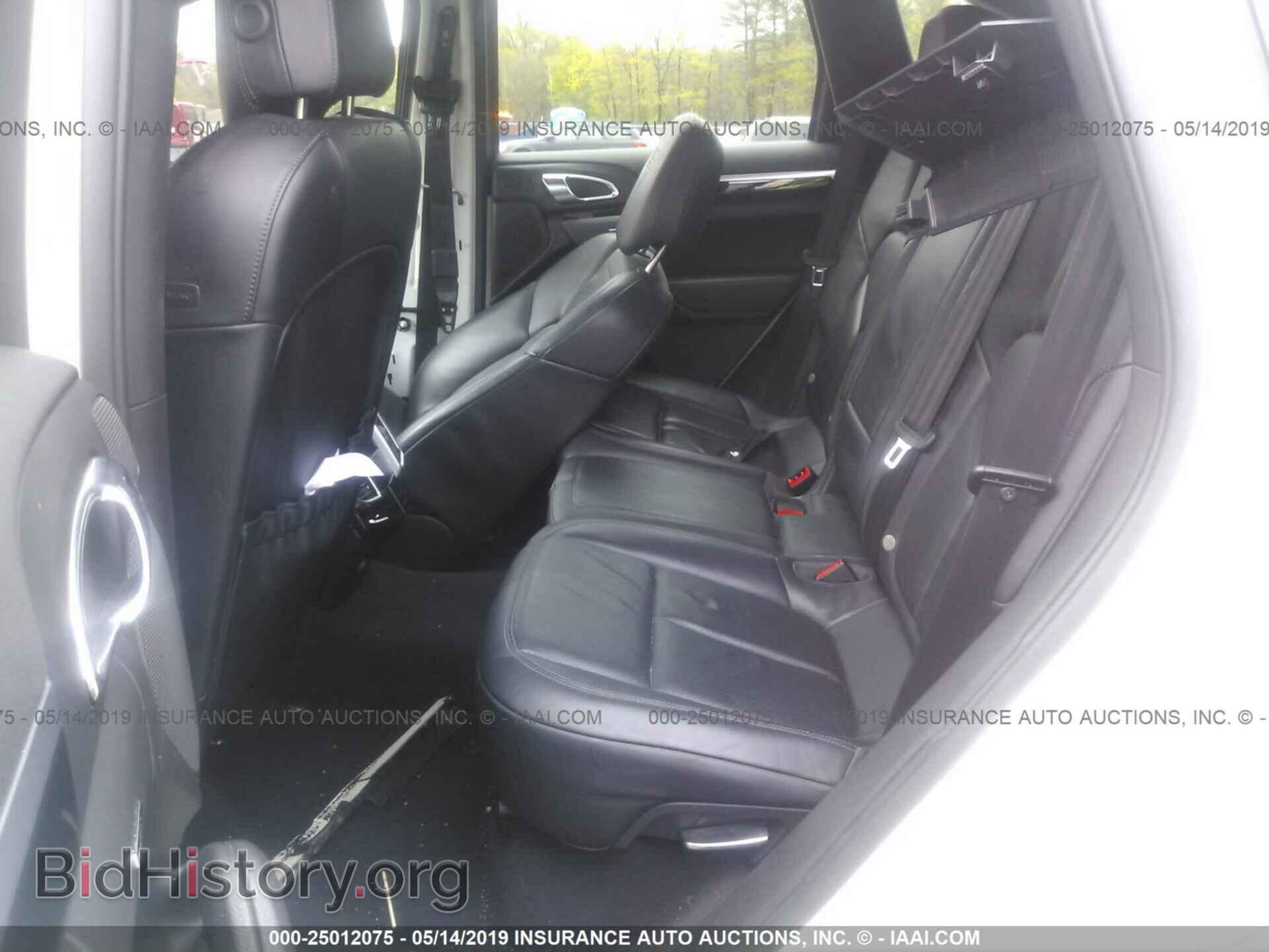 2011 PORSCHE CAYENNE - VIN: WP1AB2A27BLA54115 - Фото 8