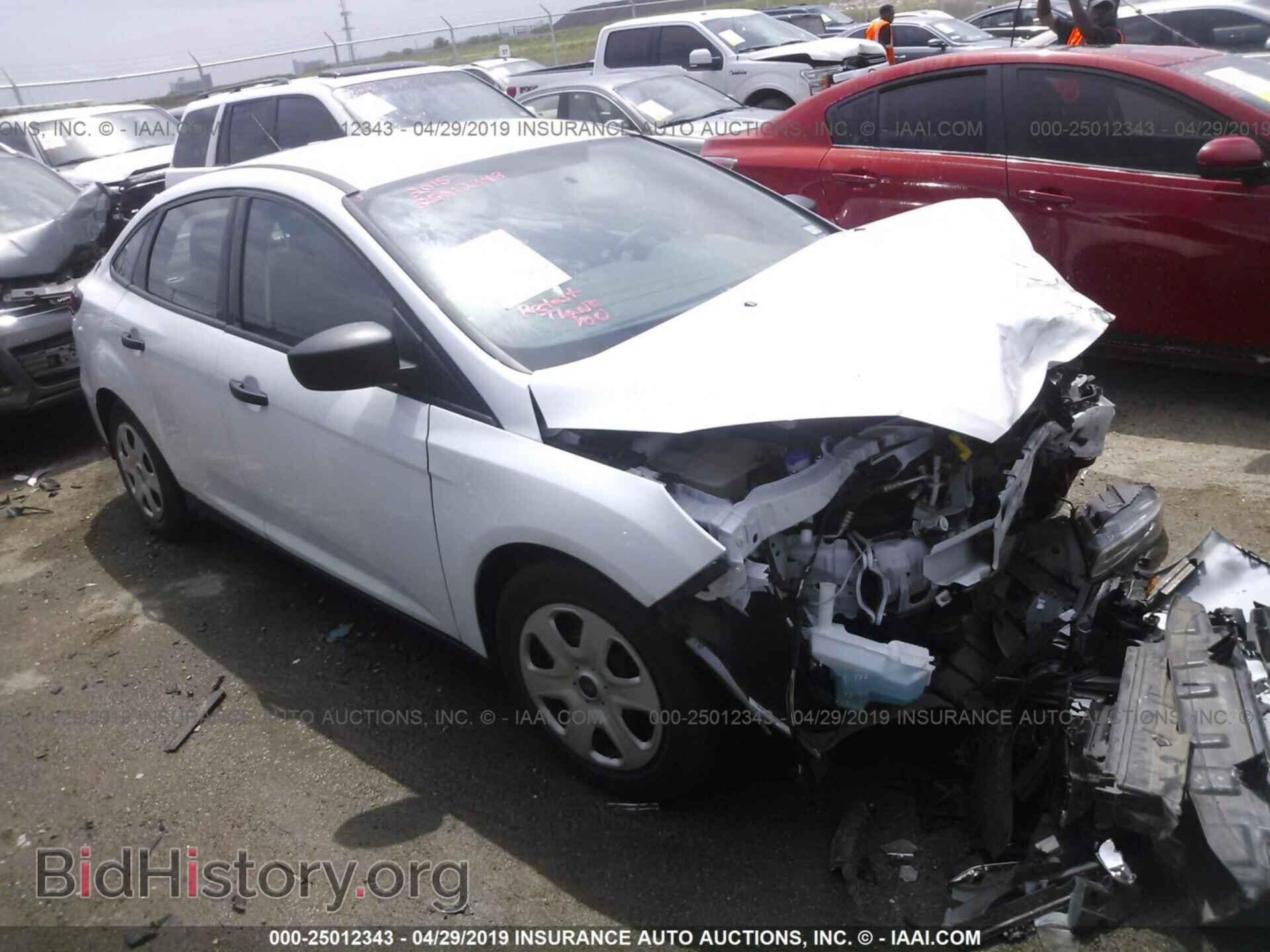 Photo 1FADP3E28FL368402 - FORD FOCUS 2015
