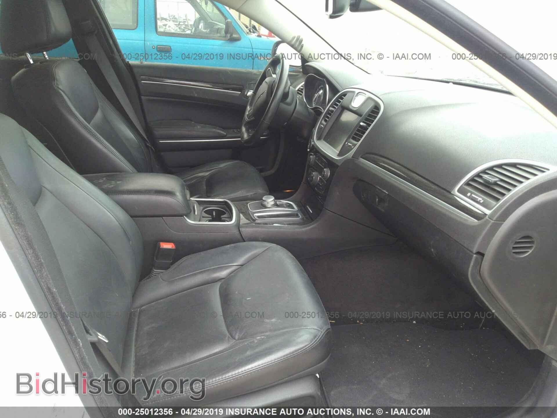 2015 CHRYSLER 300 - VIN: 2C3CCAAG0FH833134 - Фото 5