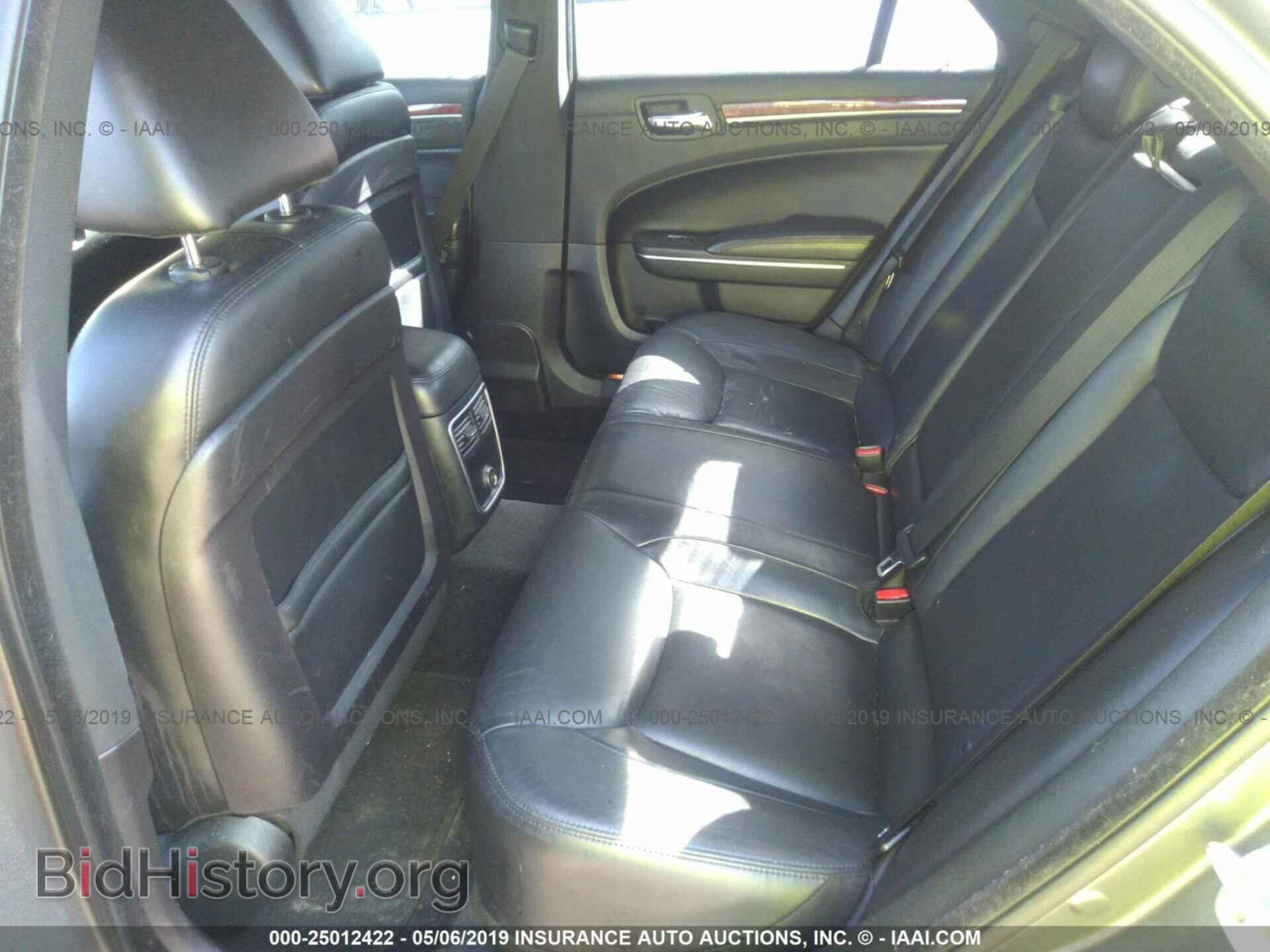 2012 CHRYSLER 300 - VIN: 2C3CCACG0CH237627 - Фото 8
