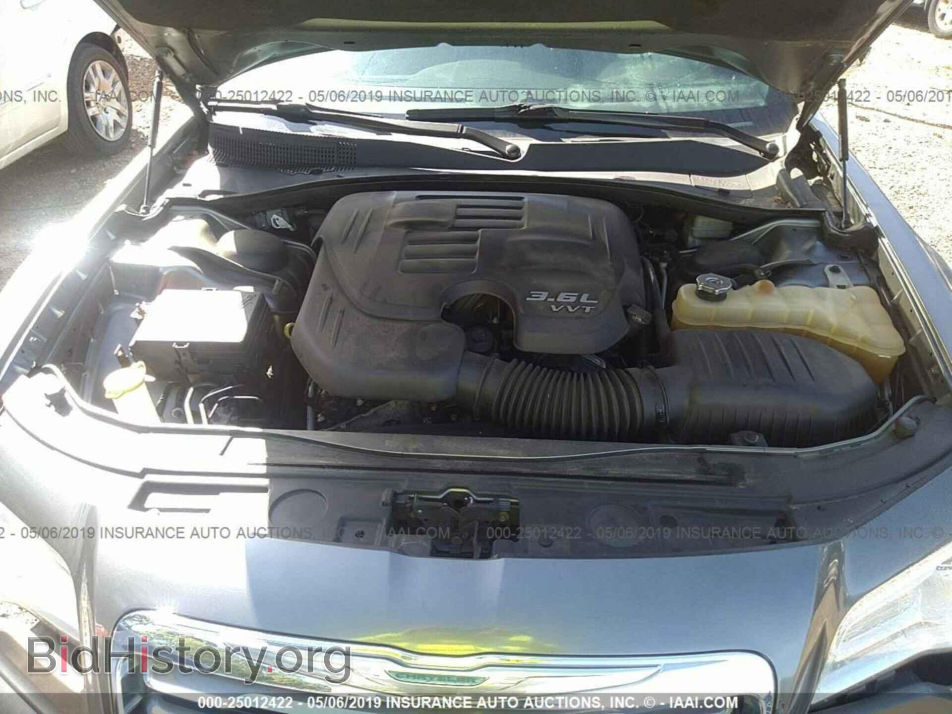 2012 CHRYSLER 300 - VIN: 2C3CCACG0CH237627 - Фото 10