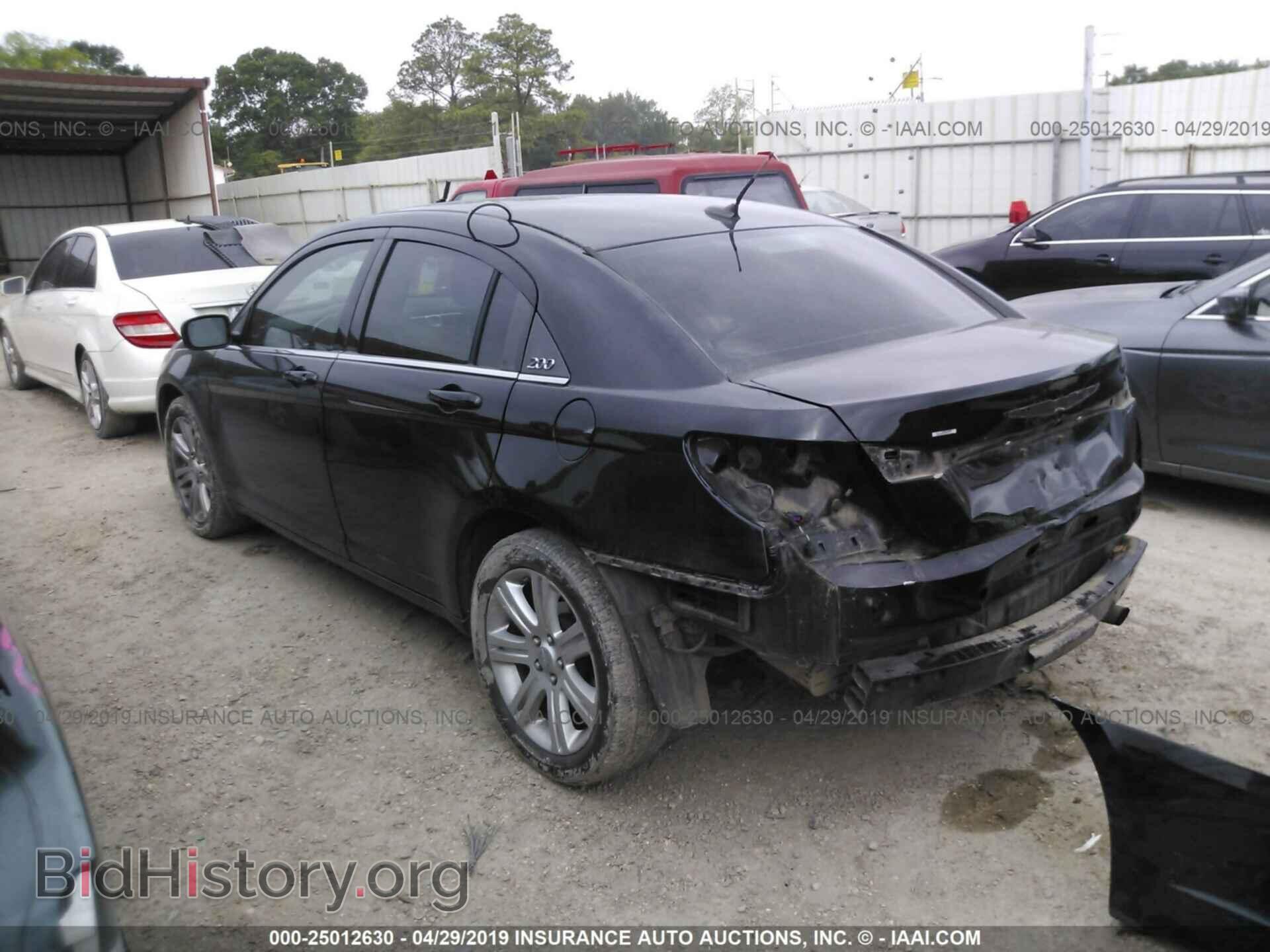 2013 CHRYSLER 200 - VIN: 1C3CCBBB2DN580671 - Photo 3