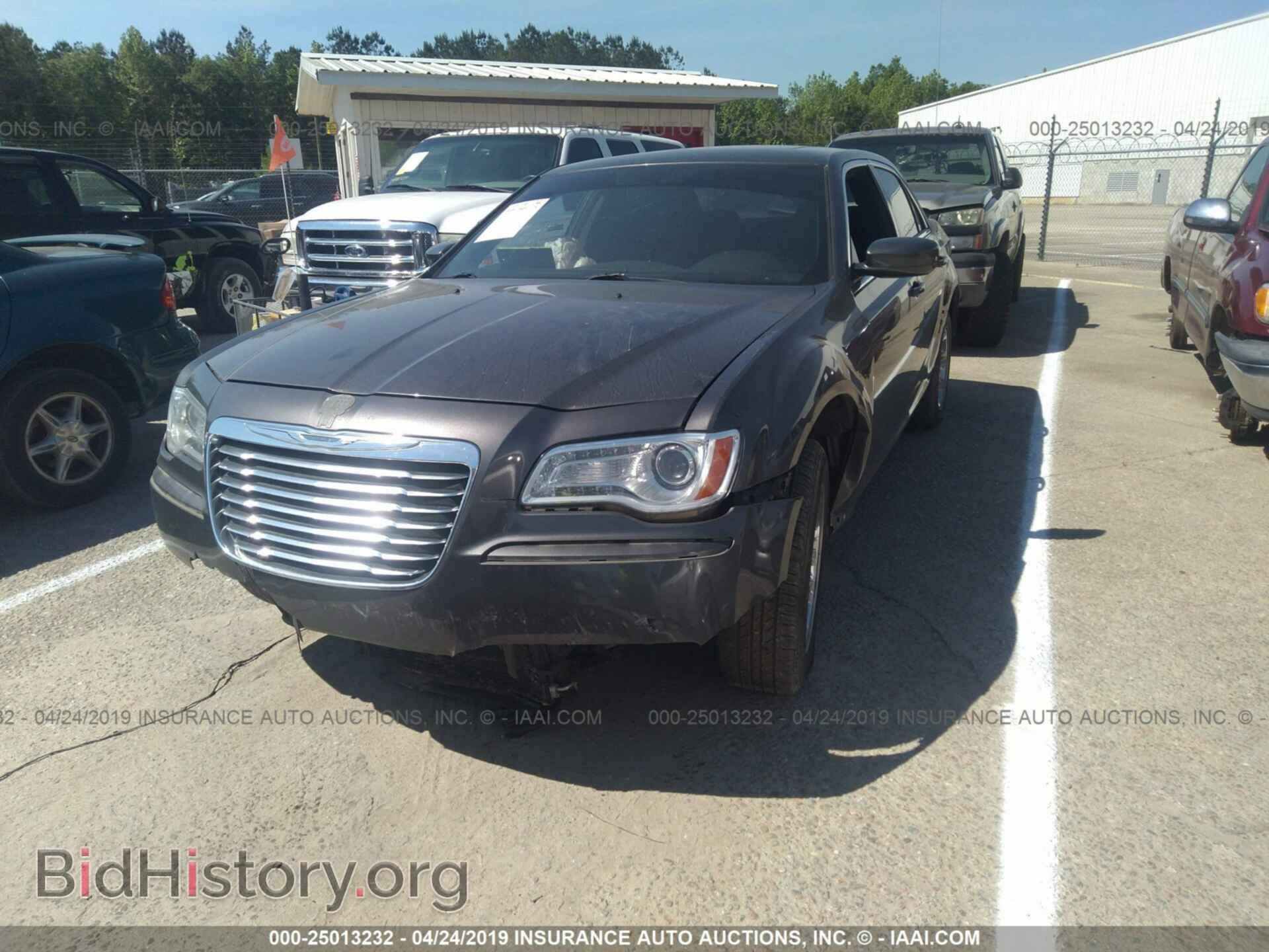 2013 CHRYSLER 300 - VIN: 2C3CCAAG4DH603545 - Фото 6