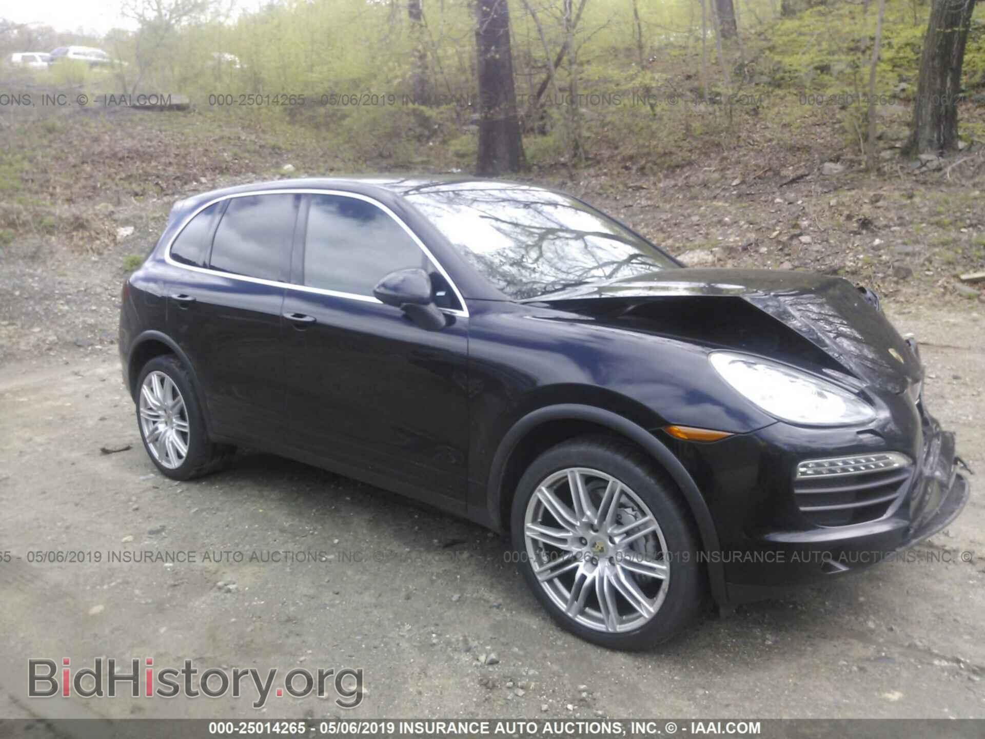 Photo WP1AB2A23BLA43855 - PORSCHE CAYENNE 2011