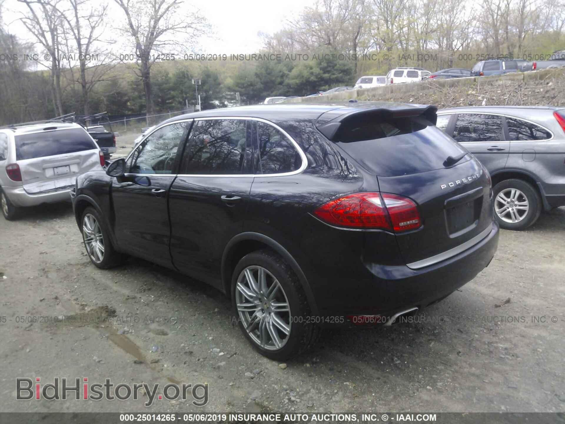 2011 PORSCHE CAYENNE - VIN: WP1AB2A23BLA43855 - Photo 3