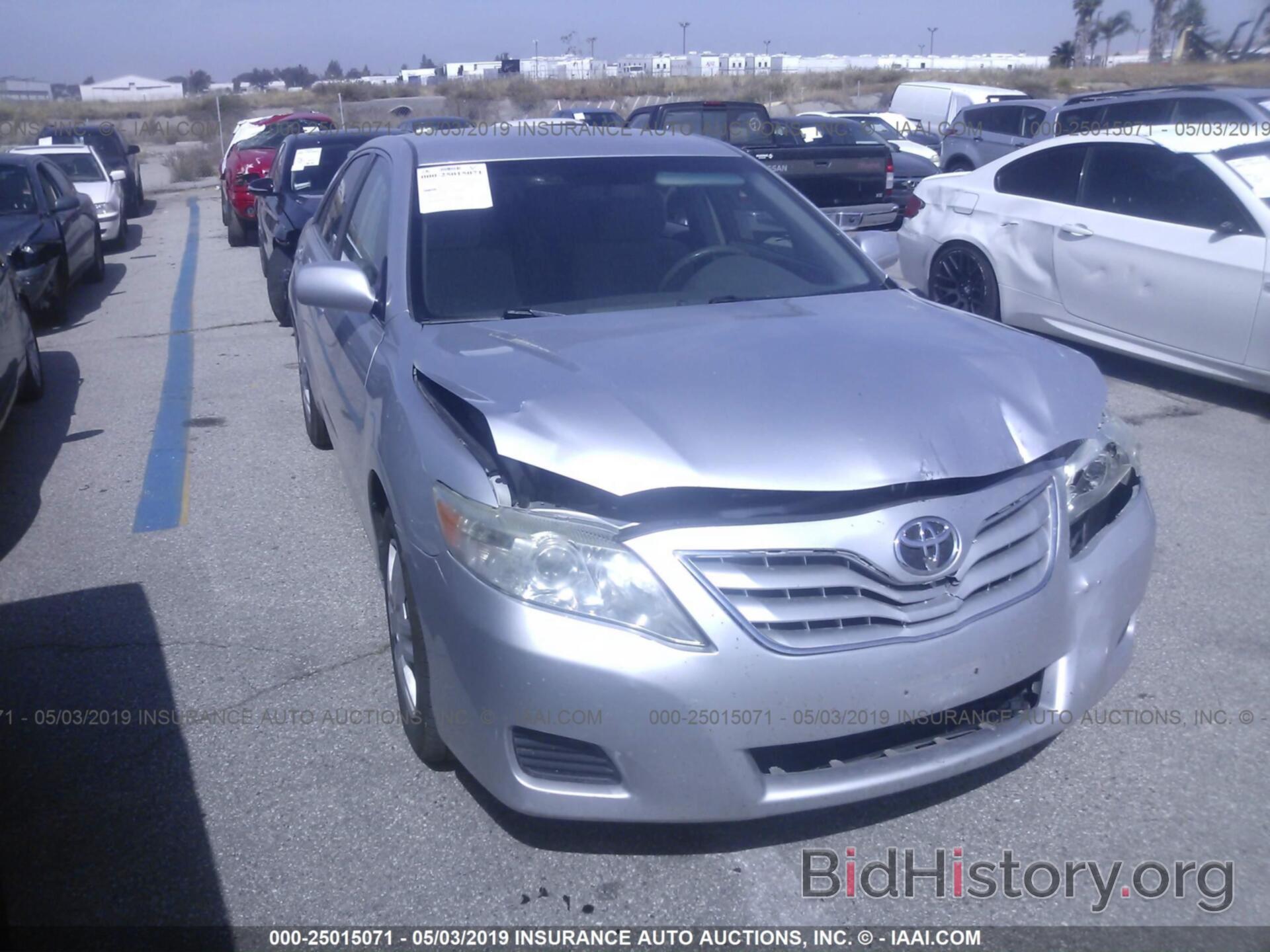 Photo 4T4BF3EK4BR118939 - TOYOTA CAMRY 2011