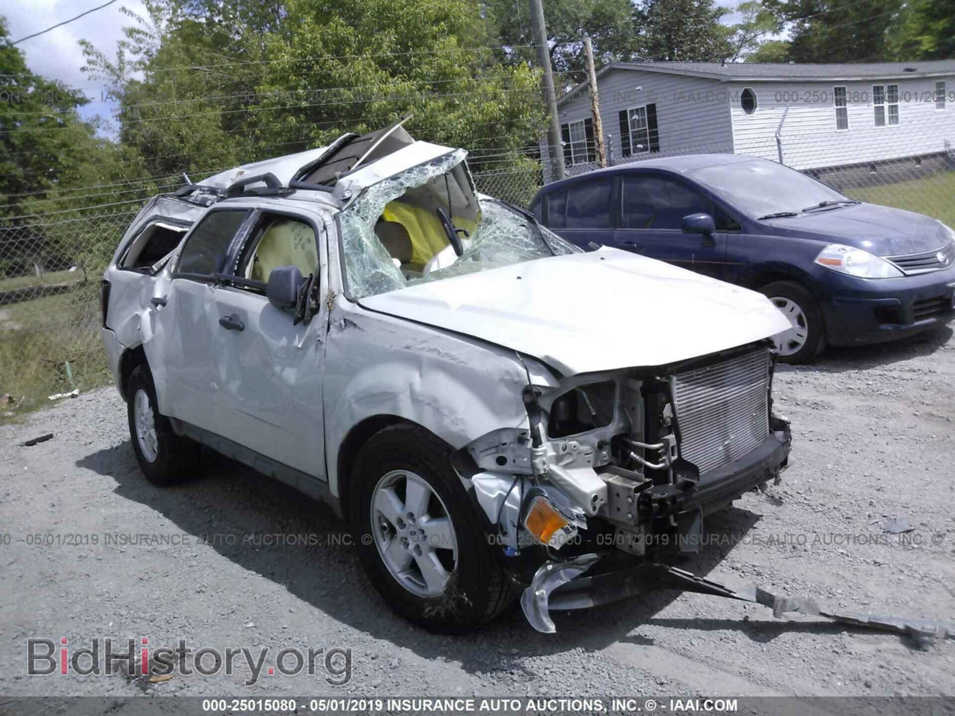 Photo 1FMCU037X9KB30486 - FORD ESCAPE 2009