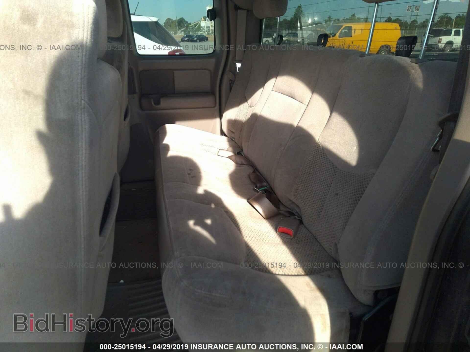 2005 CHEVROLET SILVERADO - VIN: 2GCEC19VX51169388 - Photo 8