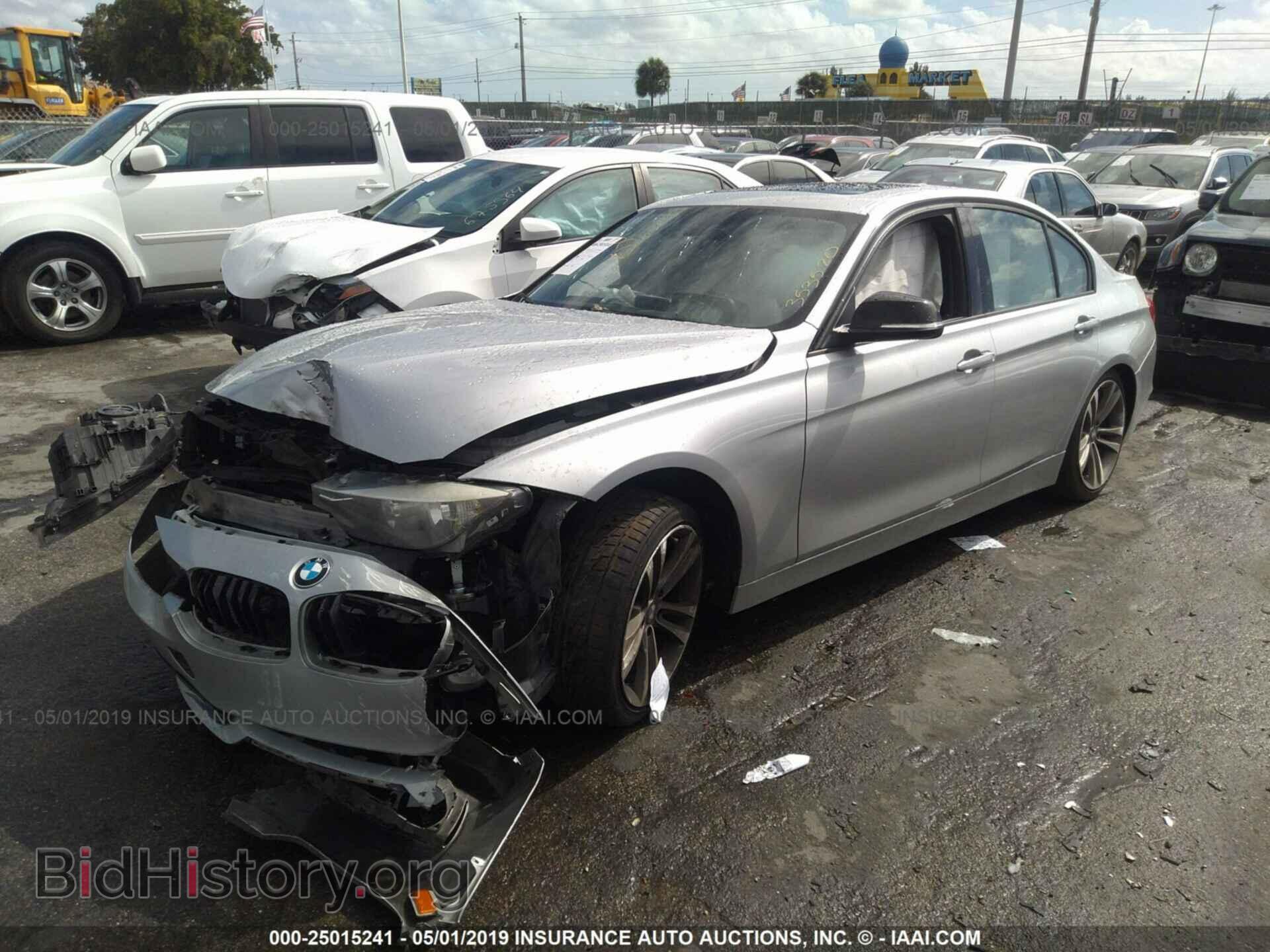 2013 BMW 328 - VIN: WBA3A5C58DF353570 - Фото 2