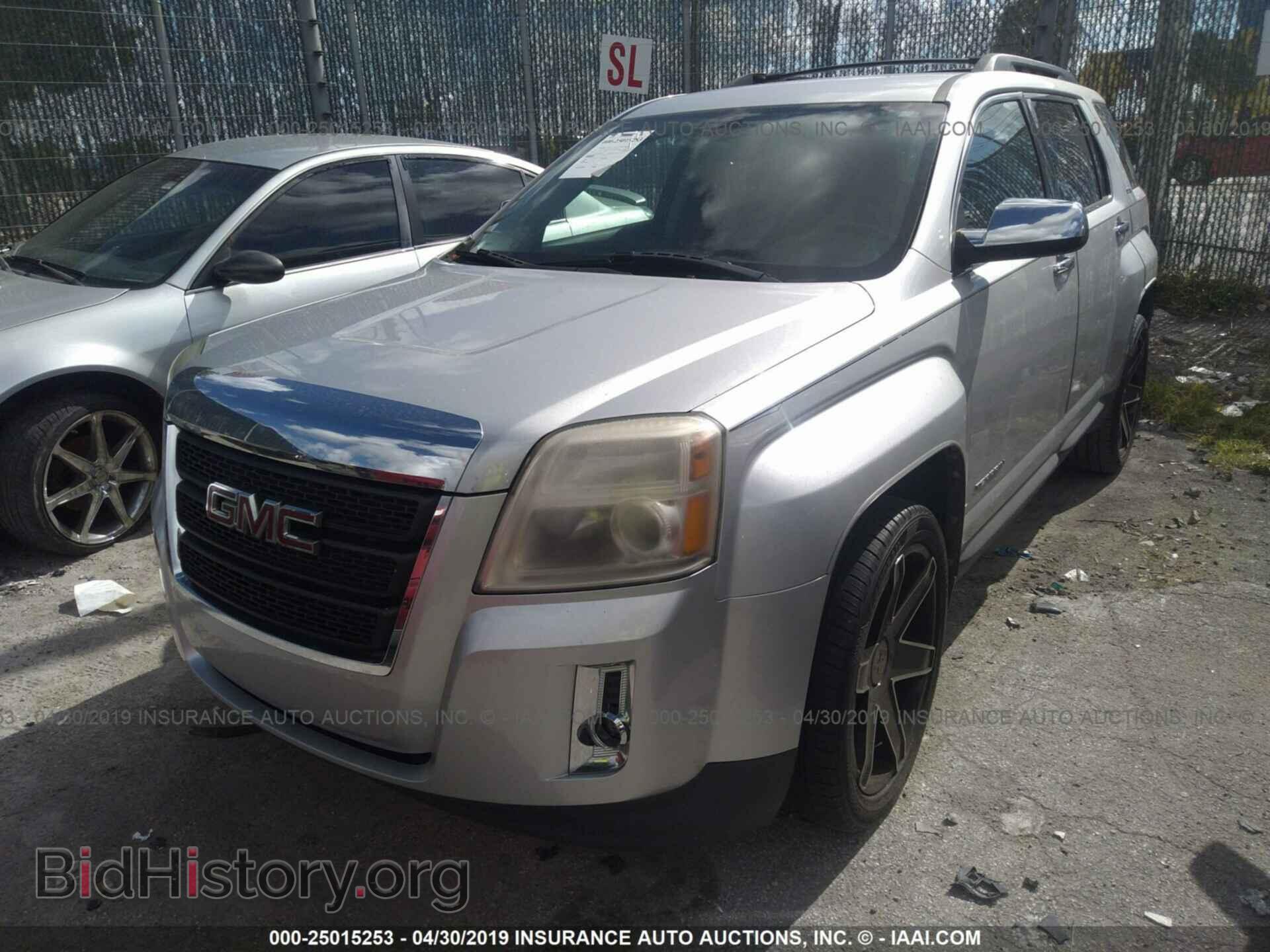 2011 GMC TERRAIN - VIN: 2CTALSEC2B6204629 - Фото 2
