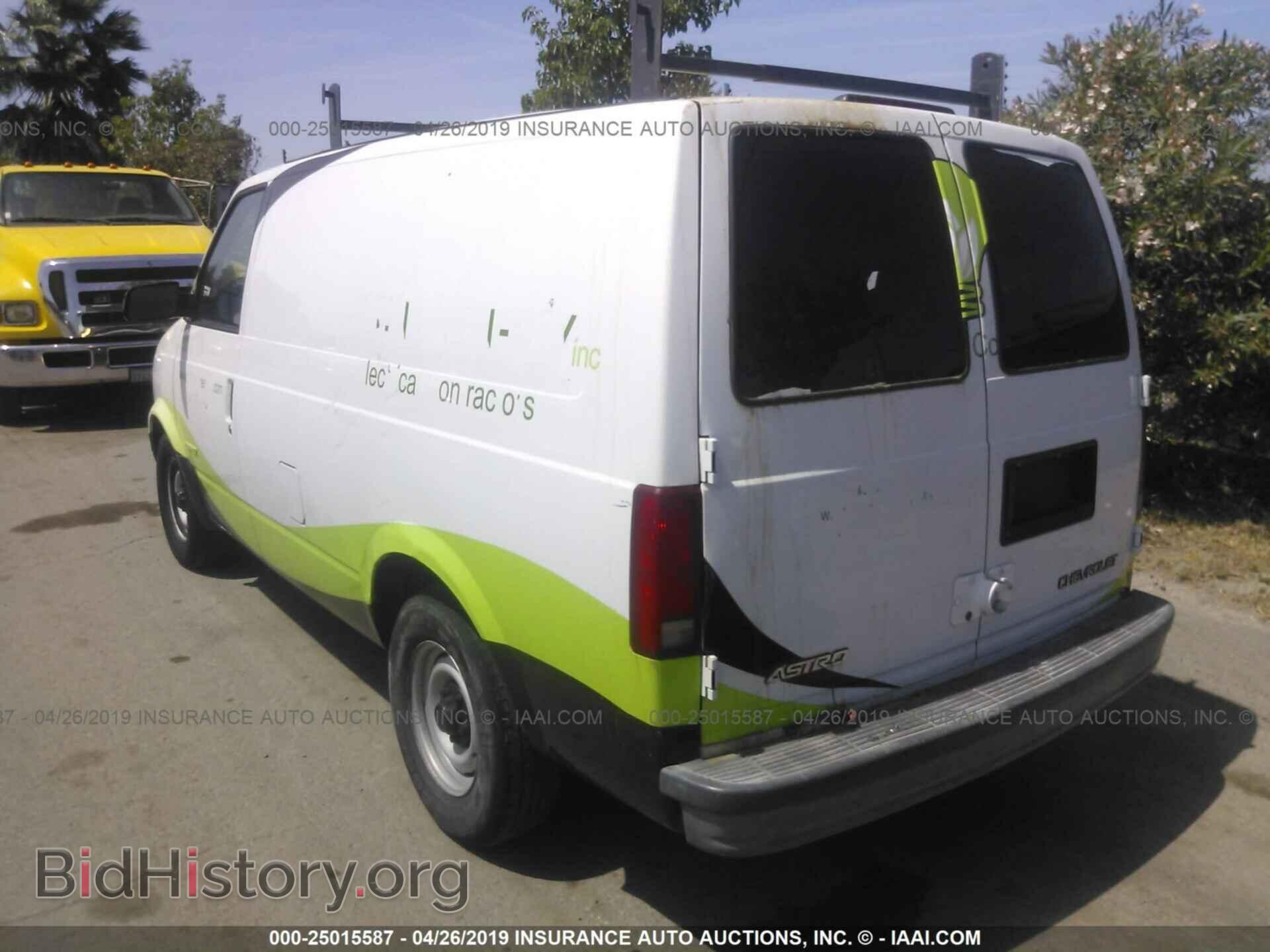2000 CHEVROLET ASTRO - VIN: 1GCDM19W6YB138564 - Фото 3