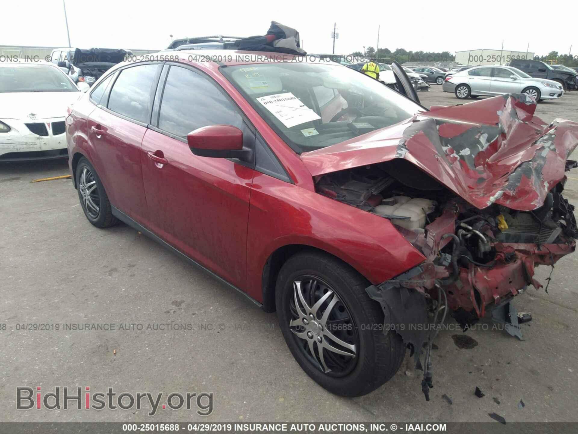 Photo 1FAHP3F25CL449689 - FORD FOCUS 2012