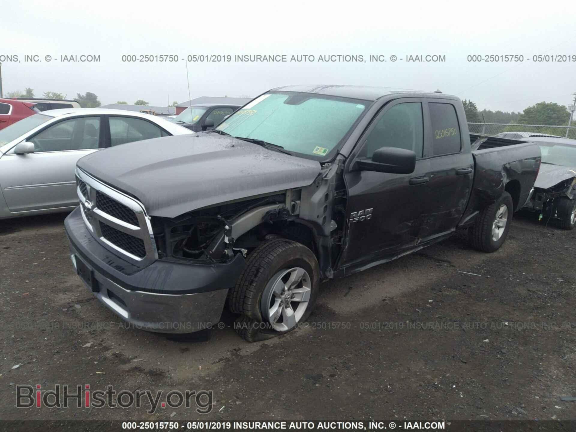 2017 RAM 1500 - VIN: 1C6RR7FG0HS618176 - Photo 2