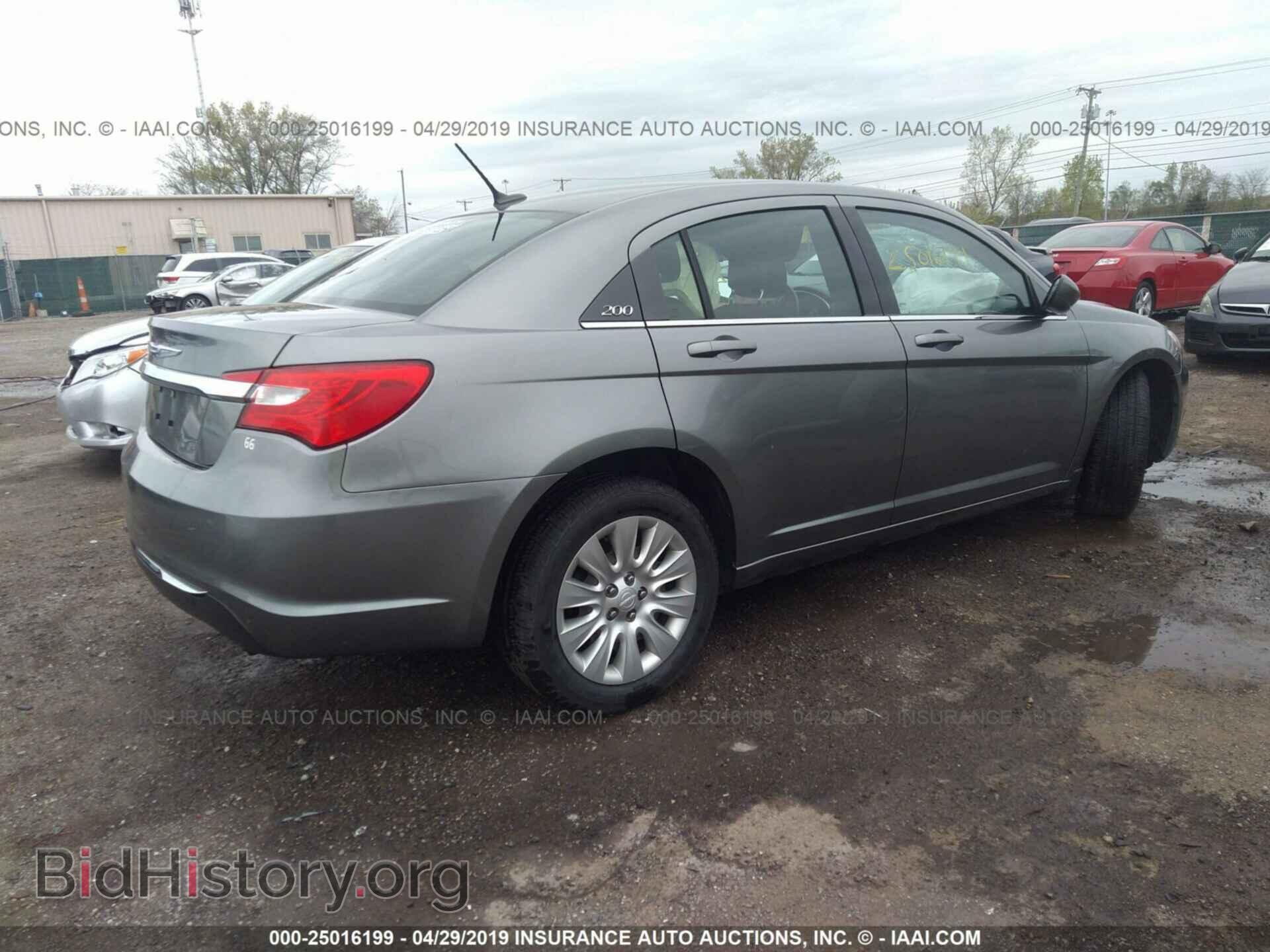 2012 CHRYSLER 200 - VIN: 1C3CCBAB4CN113834 - Фото 4