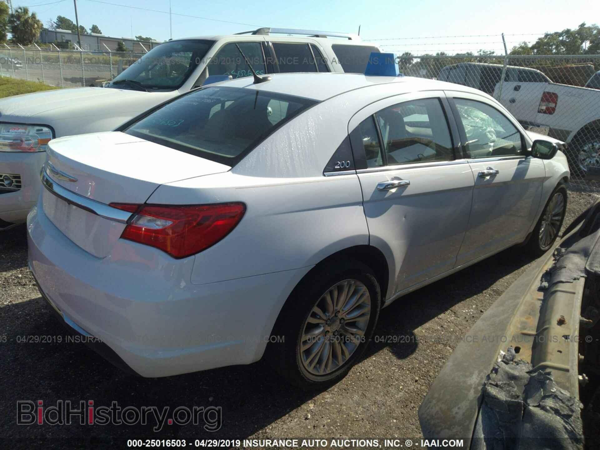 2012 CHRYSLER 200 - VIN: 1C3CCBCG7CN108183 - Фото 4