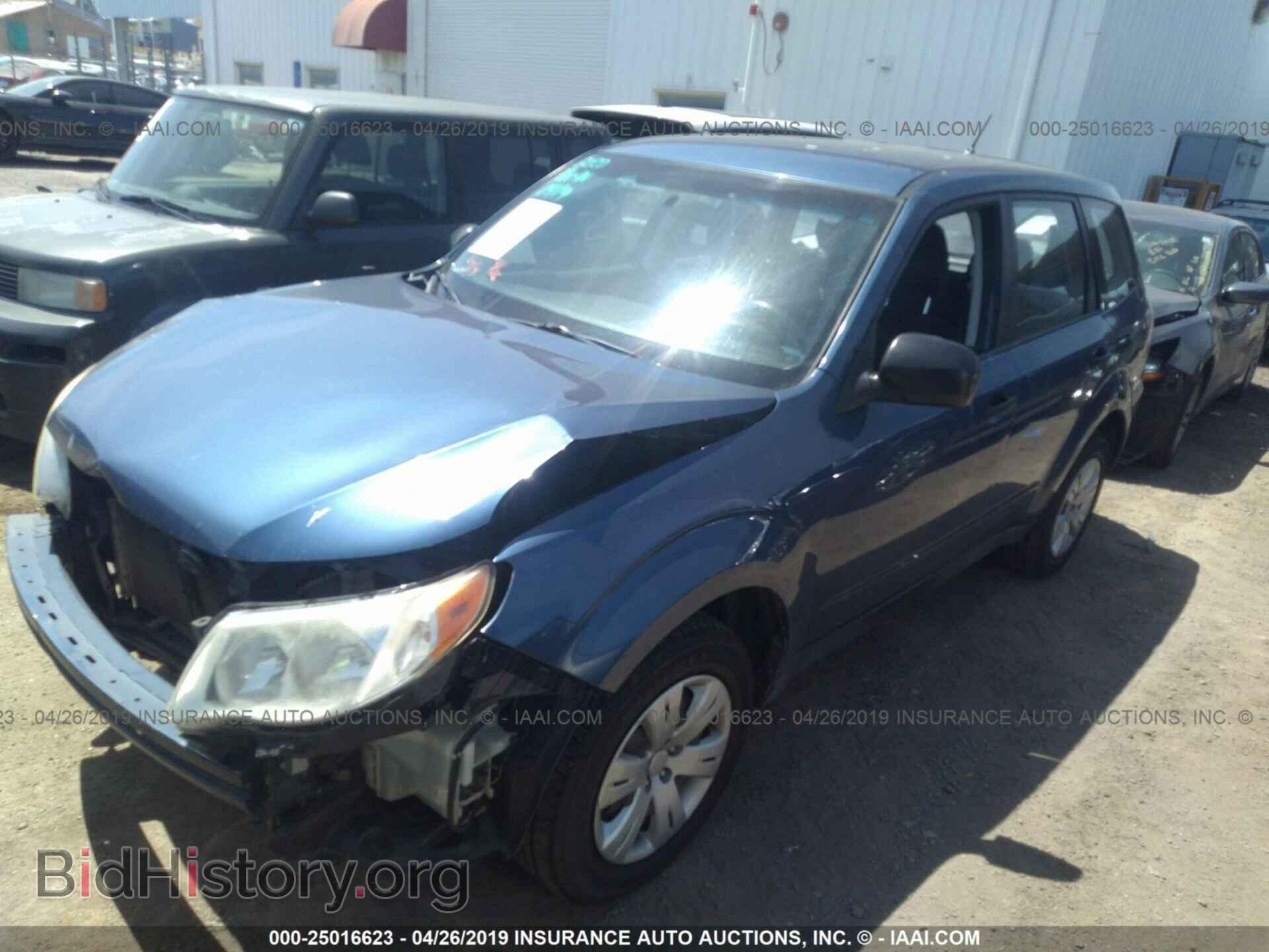 2011 SUBARU FORESTER - VIN: JF2SHAAC0BH727564 - Фото 2
