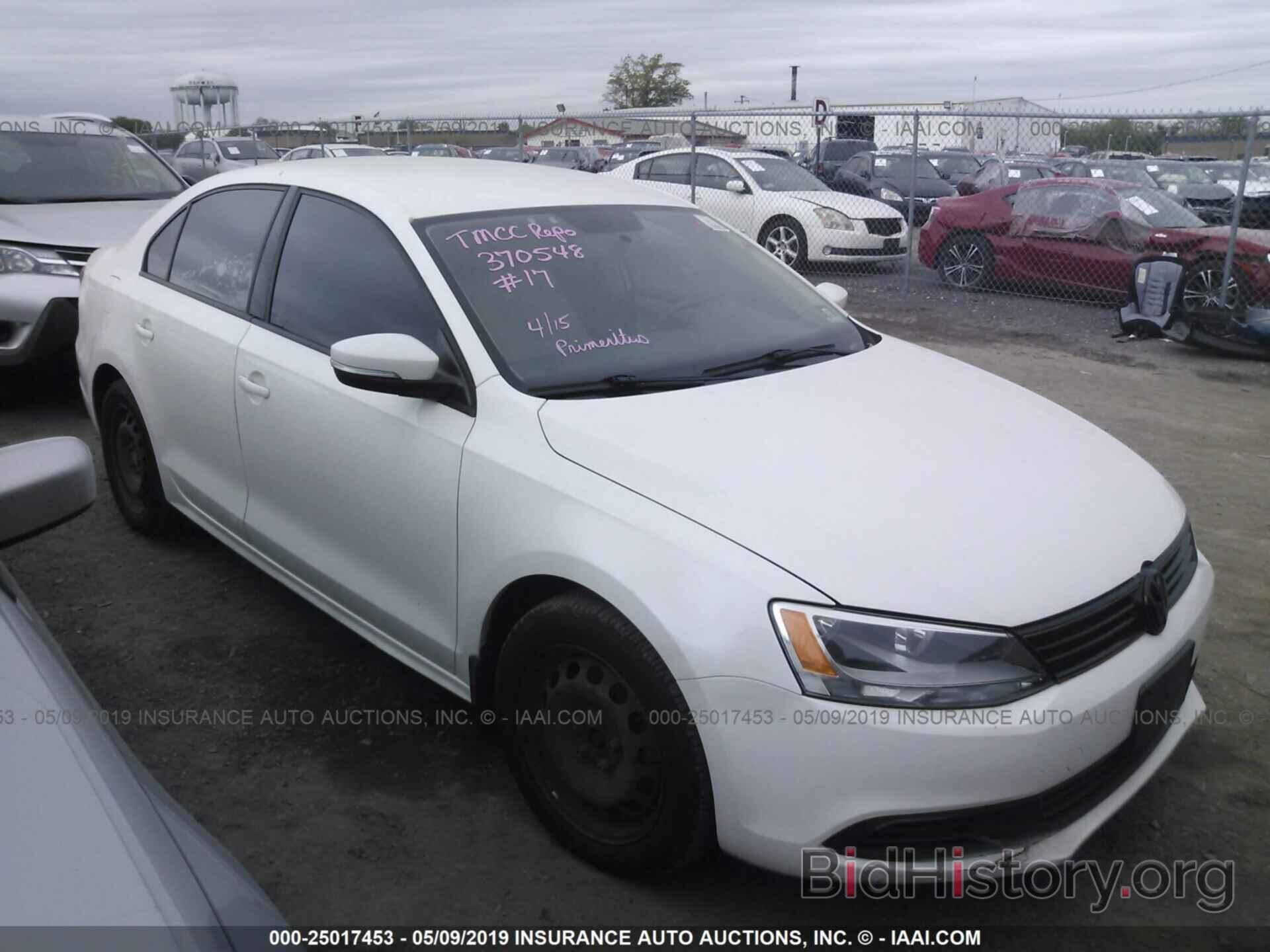 Photo 3VWDP7AJ5CM370548 - VOLKSWAGEN JETTA 2012