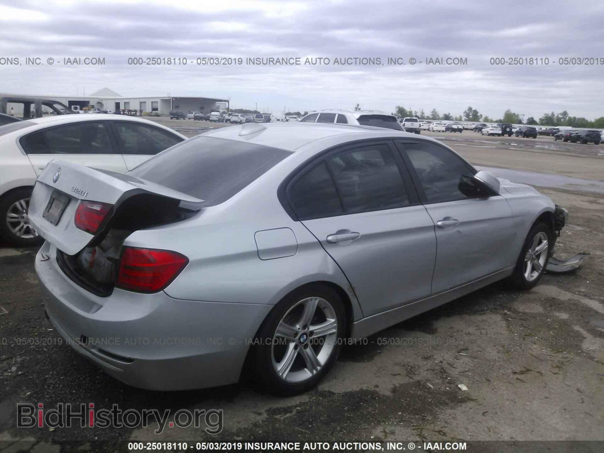2013 BMW 328 - VIN: WBA3A5C57DF602361 - Фото 4
