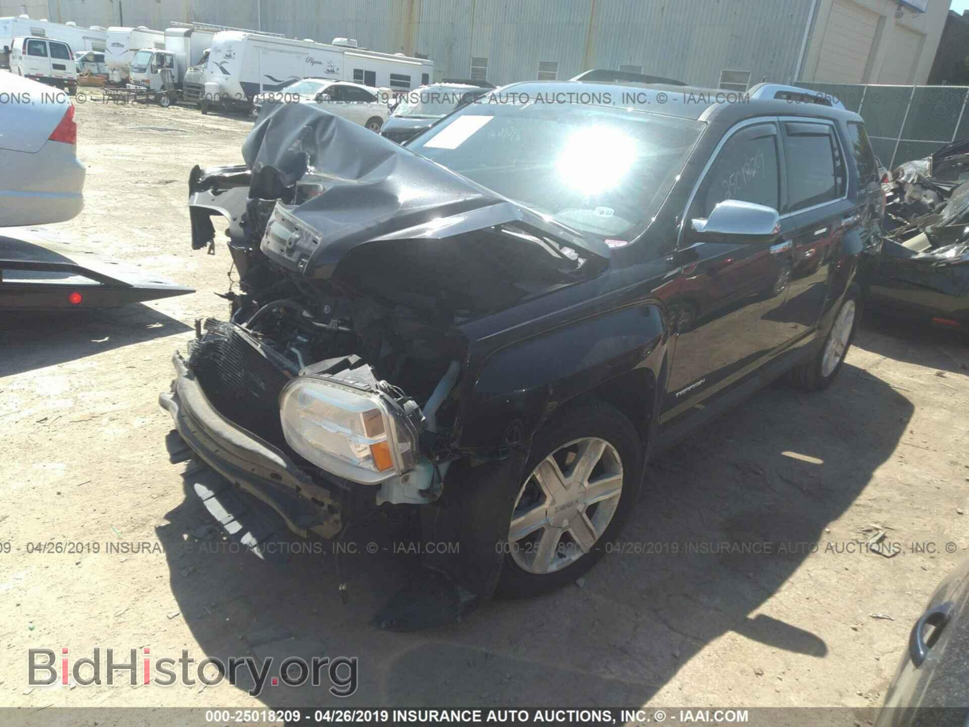 2011 GMC TERRAIN - VIN: 2CTFLWE52B6305622 - Photo 2