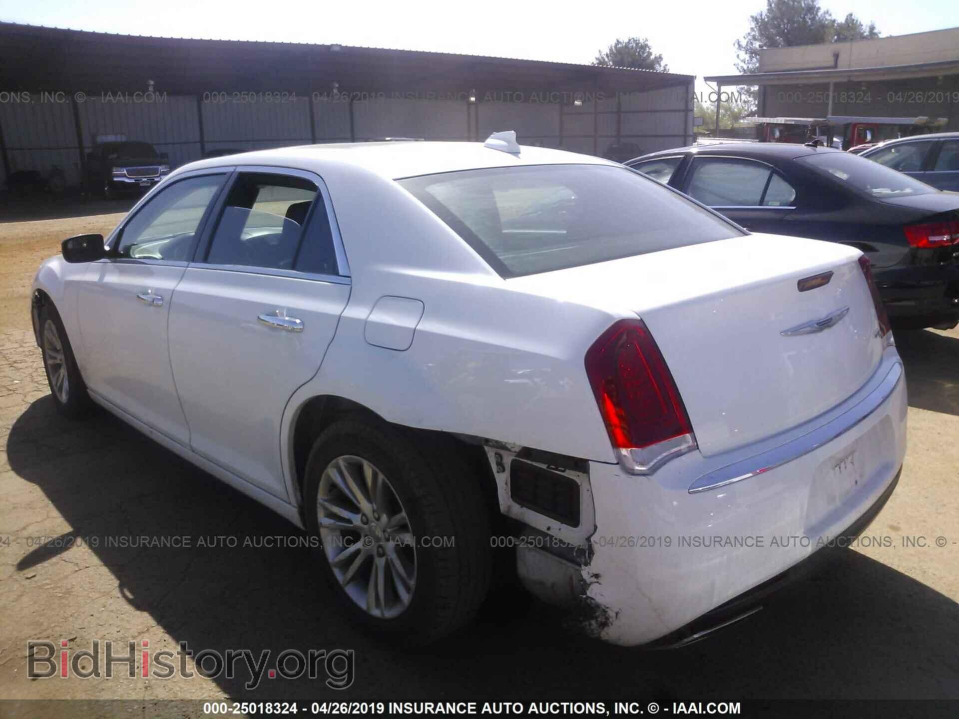 2016 CHRYSLER 300C - VIN: 2C3CCAEG0GH334278 - Фото 3
