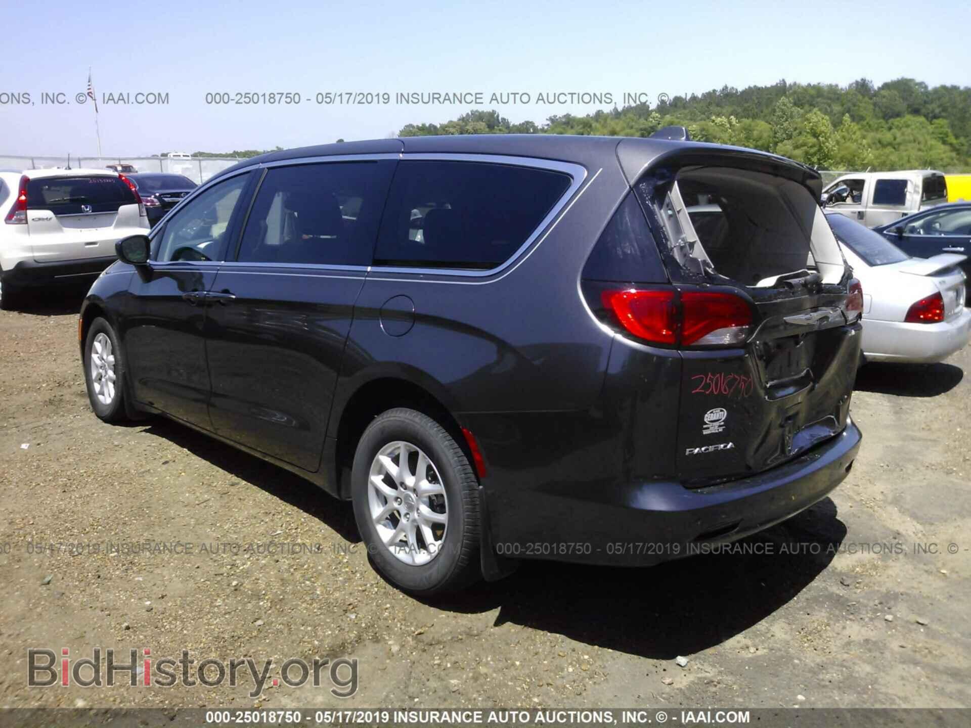 2017 CHRYSLER PACIFICA - VIN: 2C4RC1DG8HR608829 - Фото 3