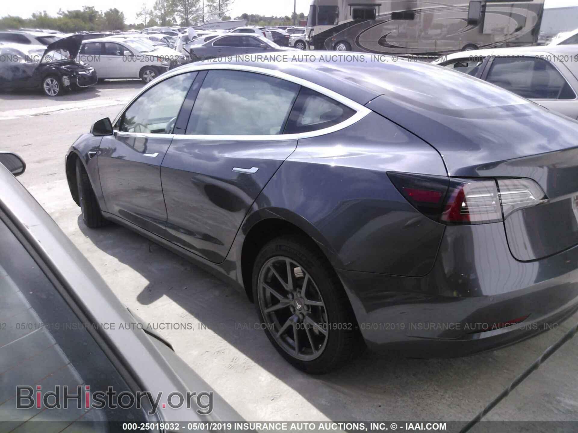 2018 TESLA MODEL 3 - VIN: 5YJ3E1EAXJF018921 - Фото 3