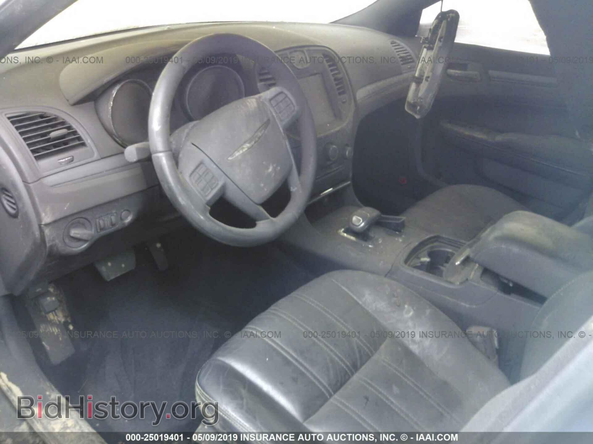 2012 CHRYSLER 300 - VIN: 2C3CCABG1CH284070 - Фото 5