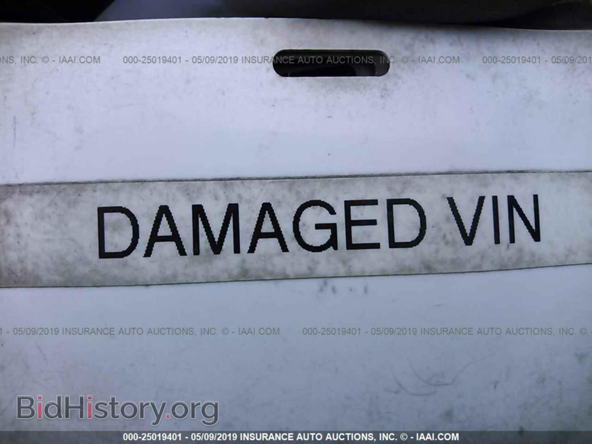 2012 CHRYSLER 300 - VIN: 2C3CCABG1CH284070 - Фото 9