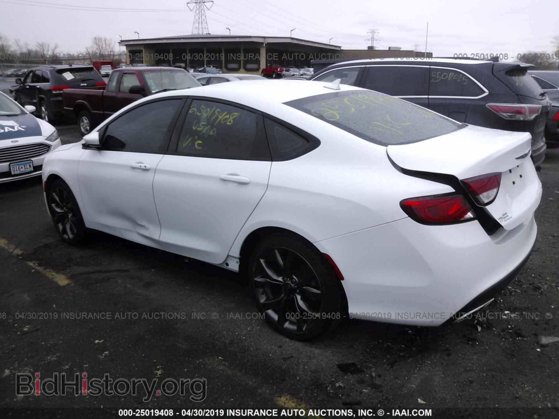 2015 CHRYSLER 200 - VIN: 1C3CCCBB3FN573124 - Photo 3