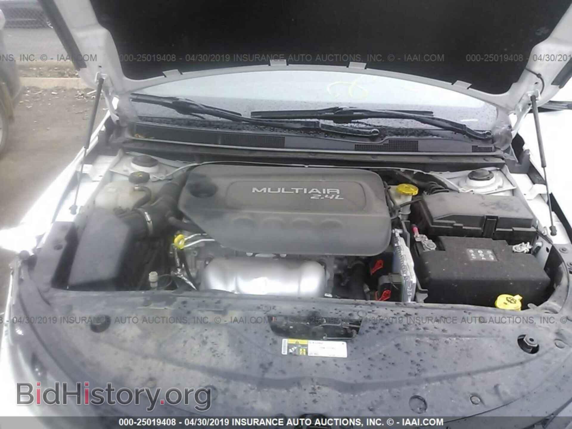 2015 CHRYSLER 200 - VIN: 1C3CCCBB3FN573124 - Photo 10
