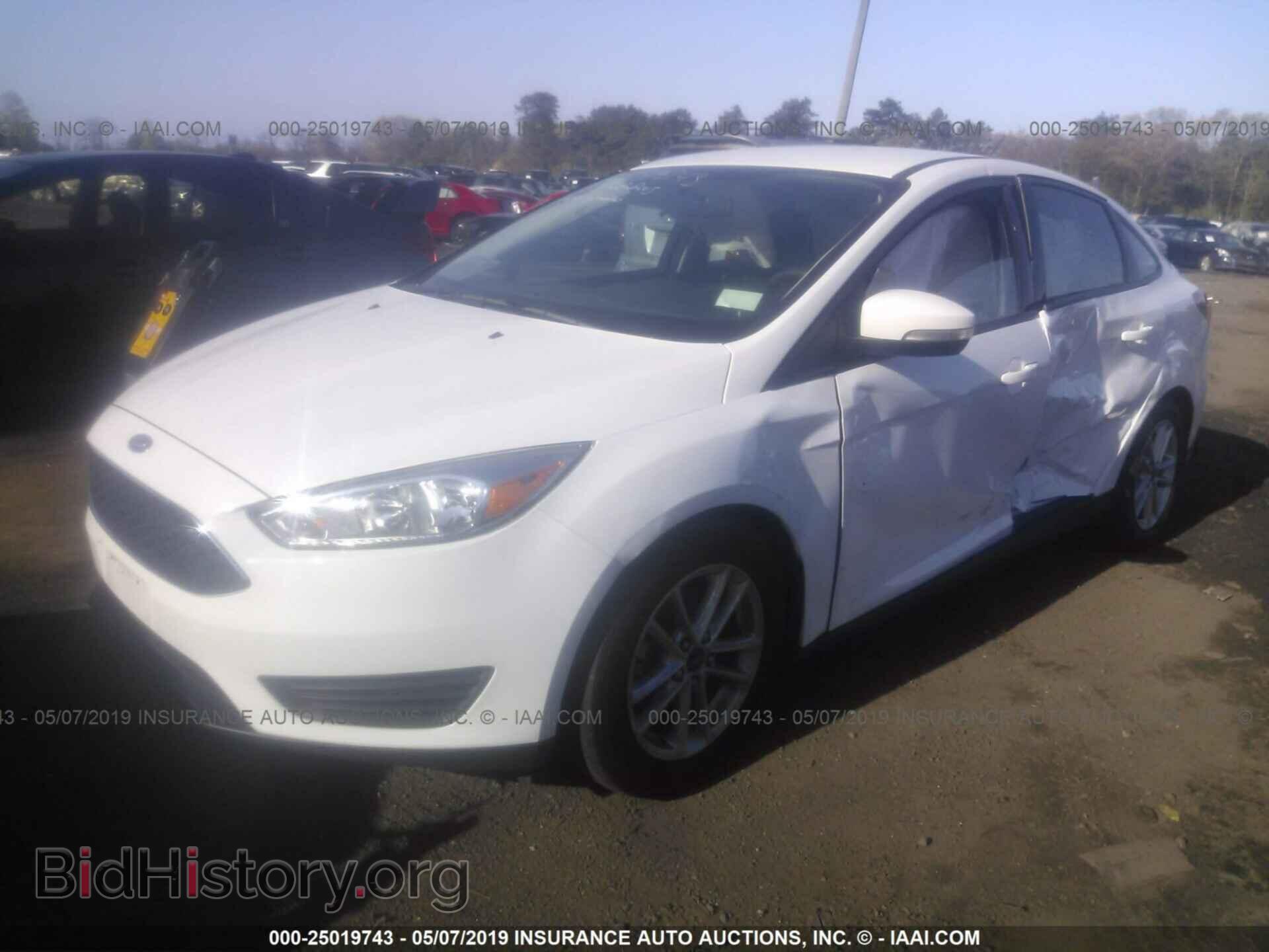 2017 FORD FOCUS - VIN: 1FADP3F23HL308819 - Photo 2