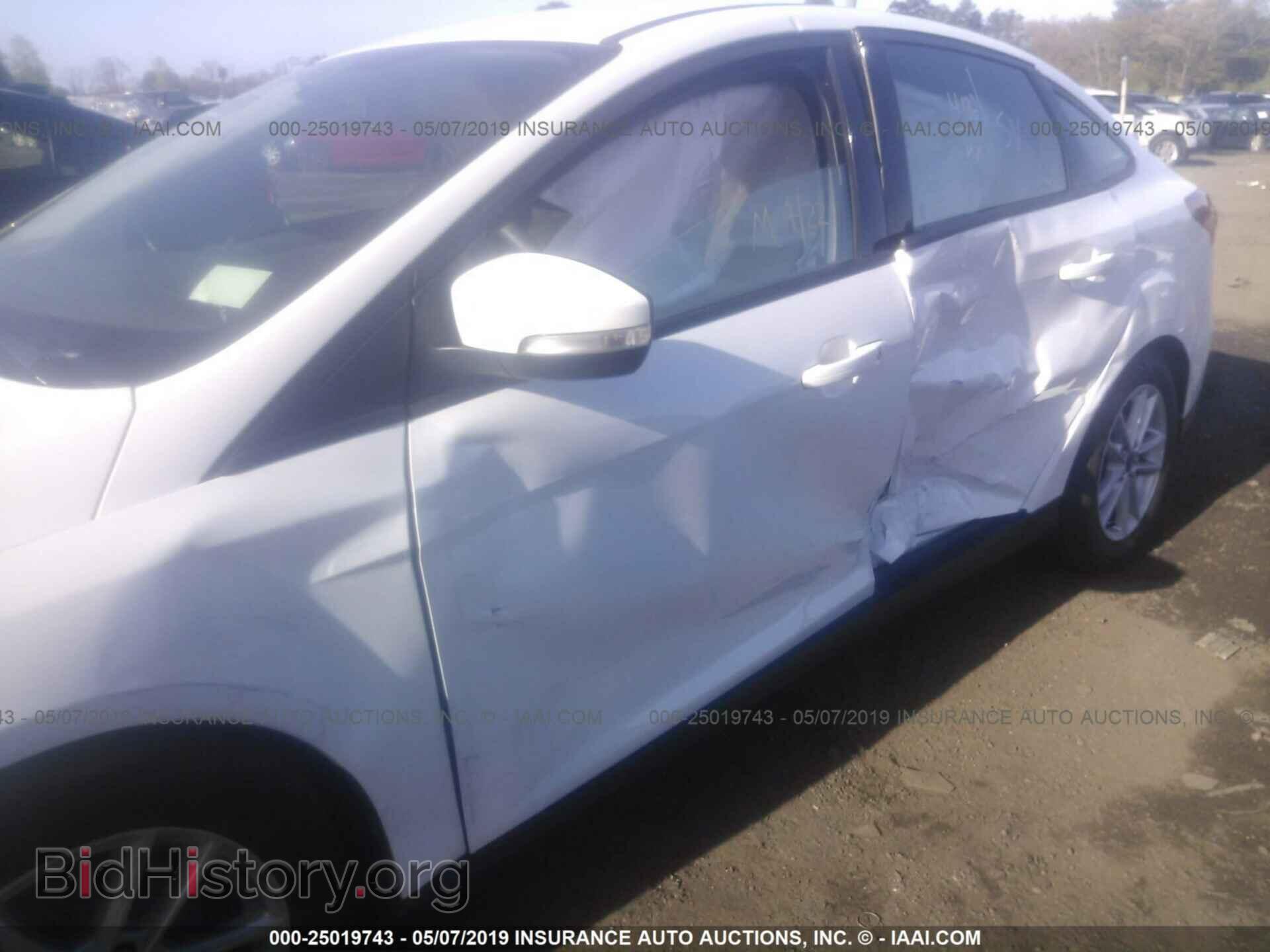 2017 FORD FOCUS - VIN: 1FADP3F23HL308819 - Photo 6