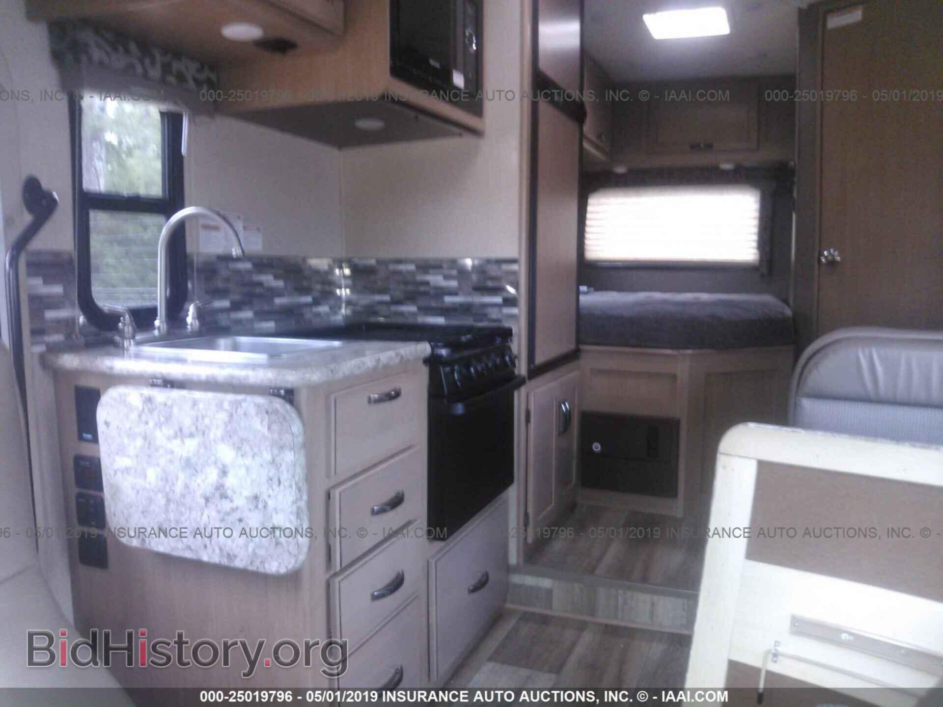 2018 FORD ECONOLINE - VIN: 1FDWE3FS9JDC10897 - Фото 7
