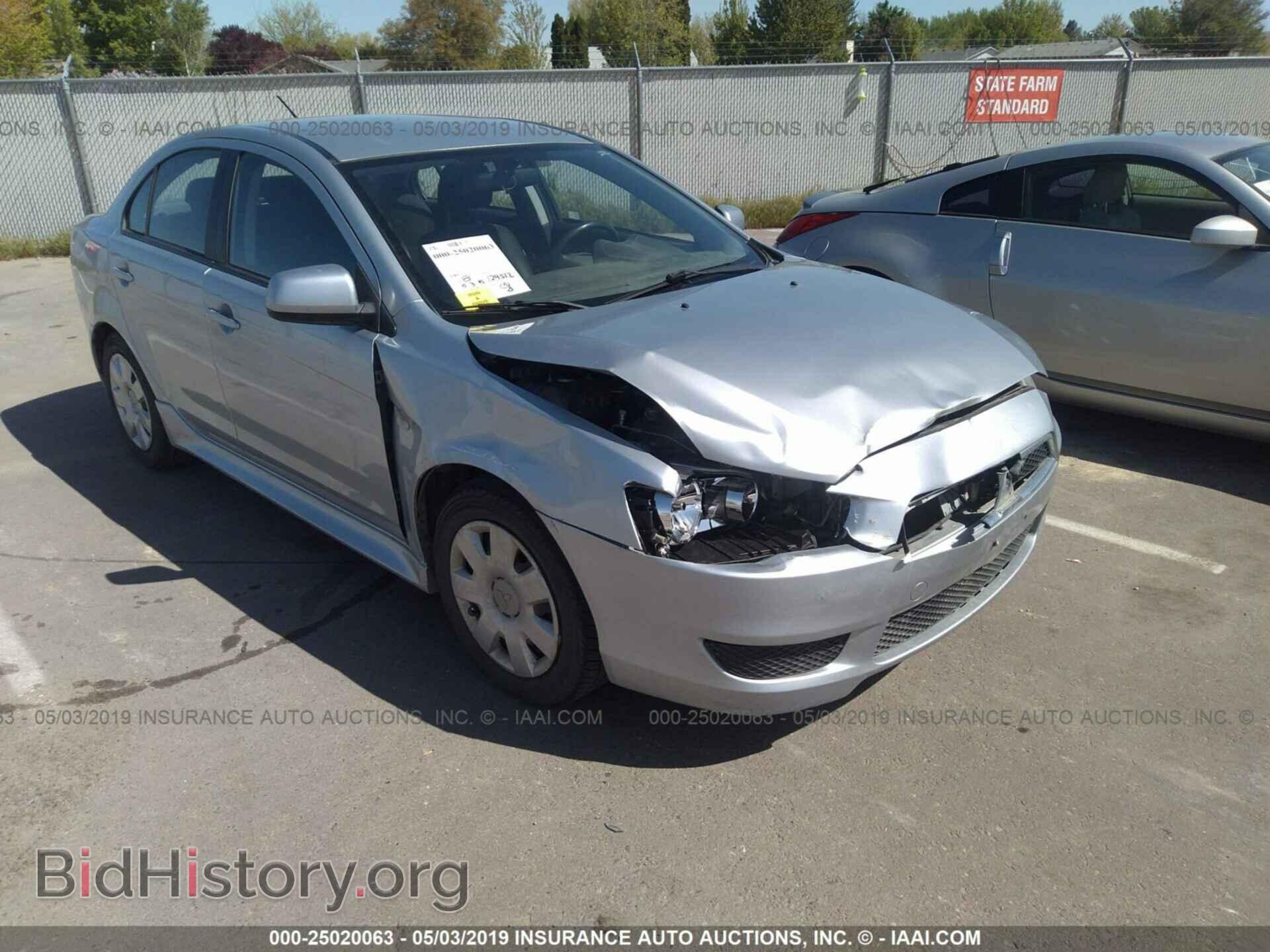 Photo JA32U2FU0BU011352 - MITSUBISHI LANCER 2011