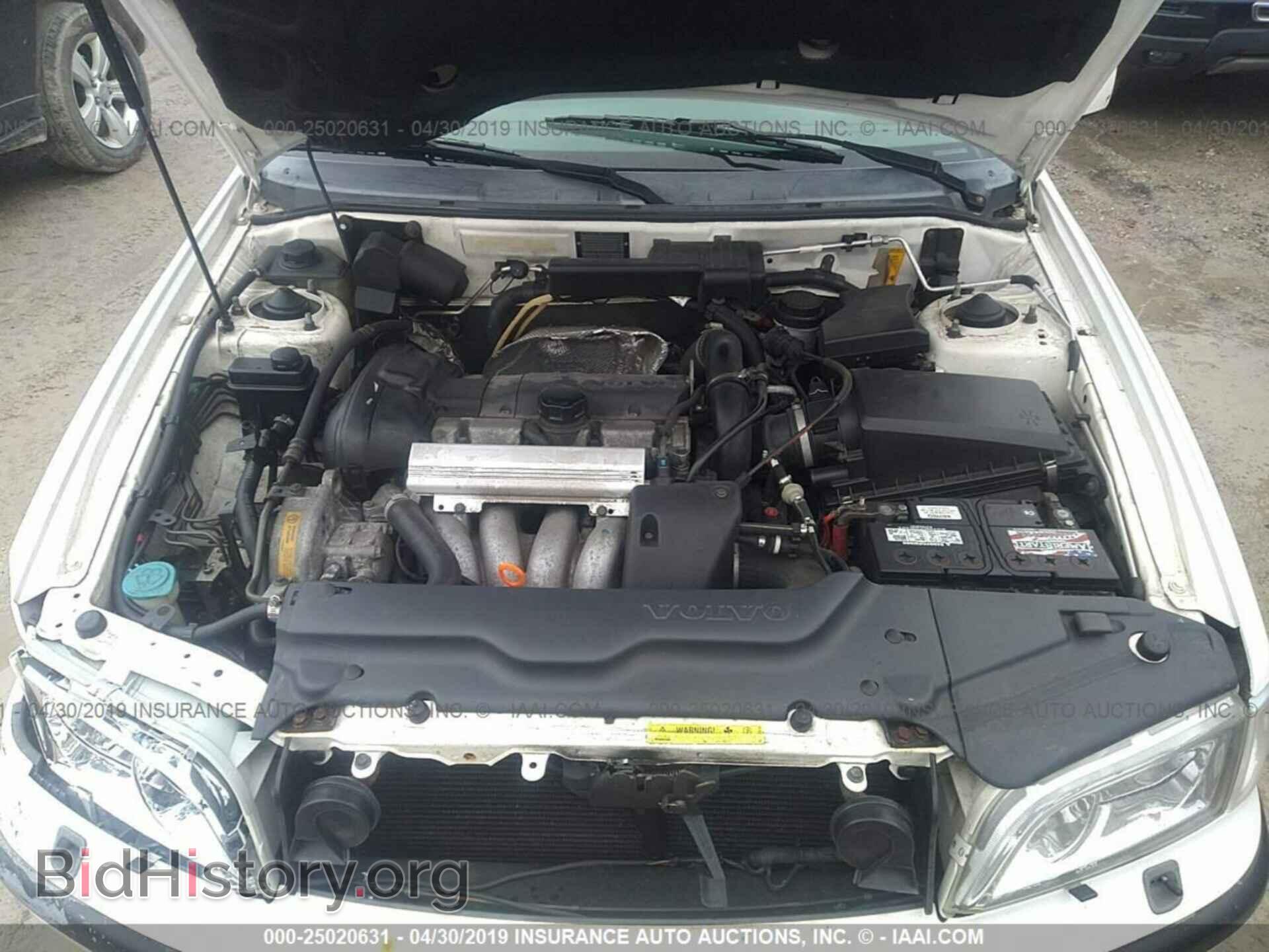 2000 VOLVO V40 - VIN: YV1VW2558YF432892 - Фото 10