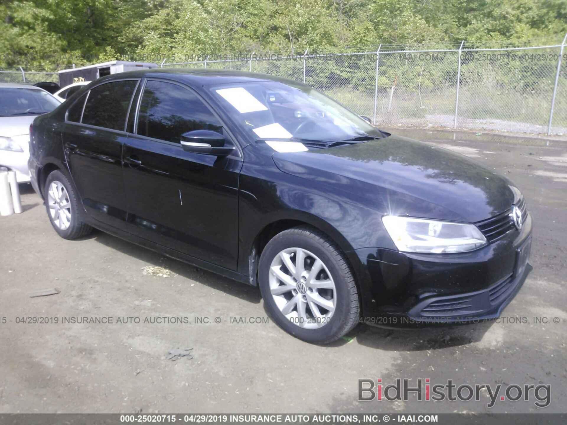 Фотография 3VWDZ7AJ7BM318573 - VOLKSWAGEN JETTA 2011