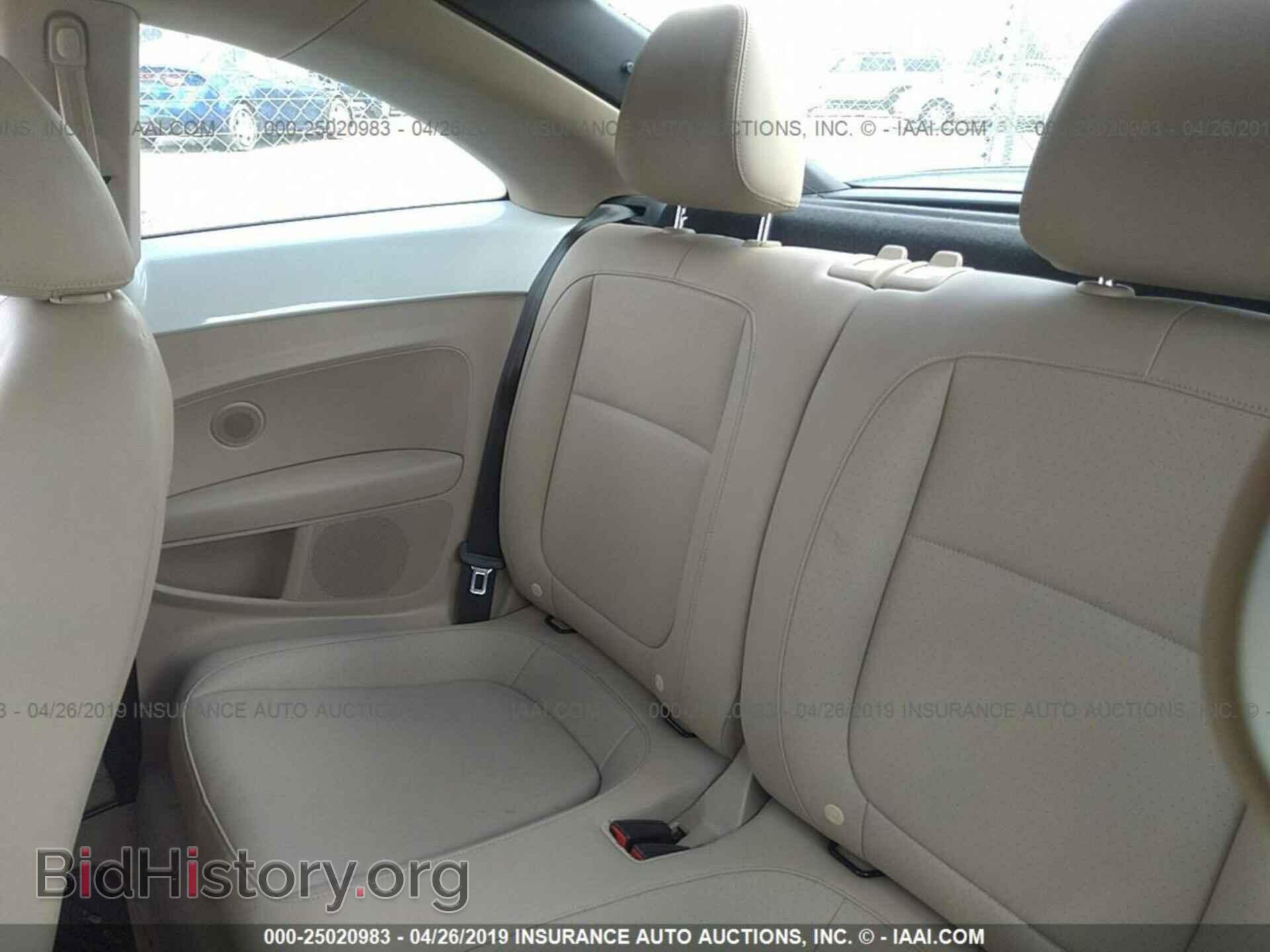 2016 VOLKSWAGEN BEETLE - VIN: 3VWJ17AT5GM628367 - Фото 7