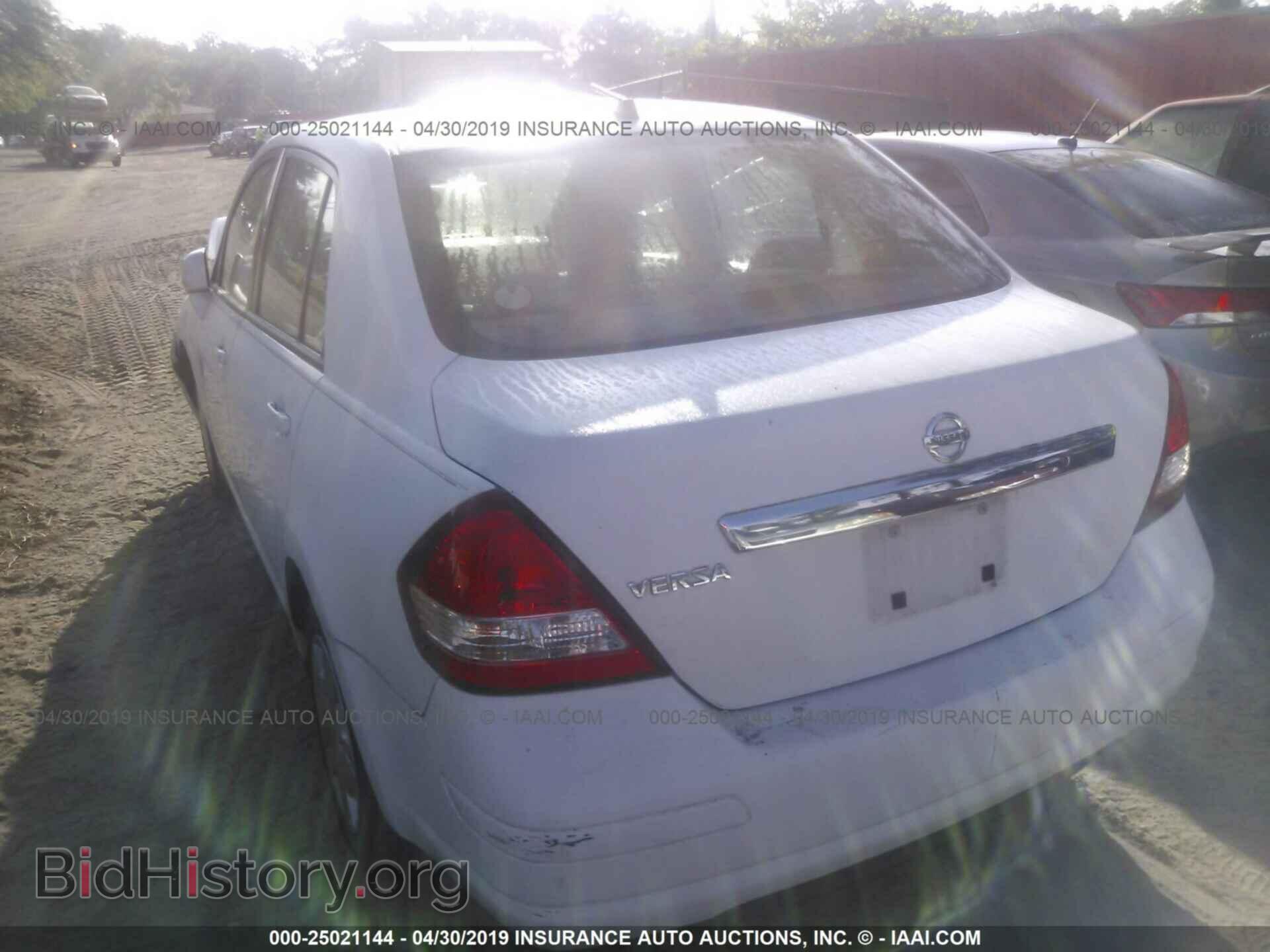 2010 NISSAN VERSA - VIN: 3N1BC1AP2AL442108 - Фото 3