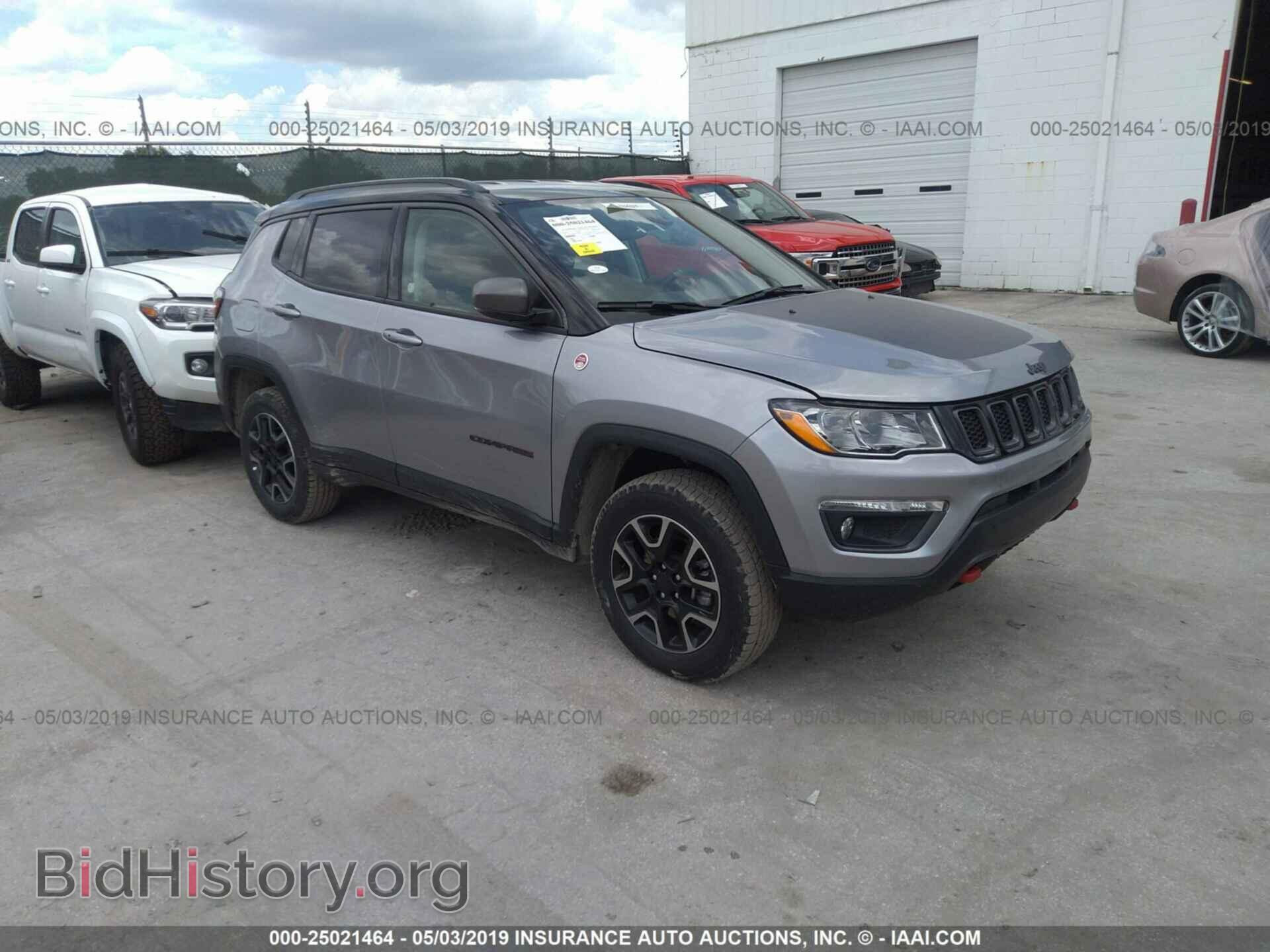Фотография 3C4NJDDBXKT624464 - JEEP COMPASS 2019