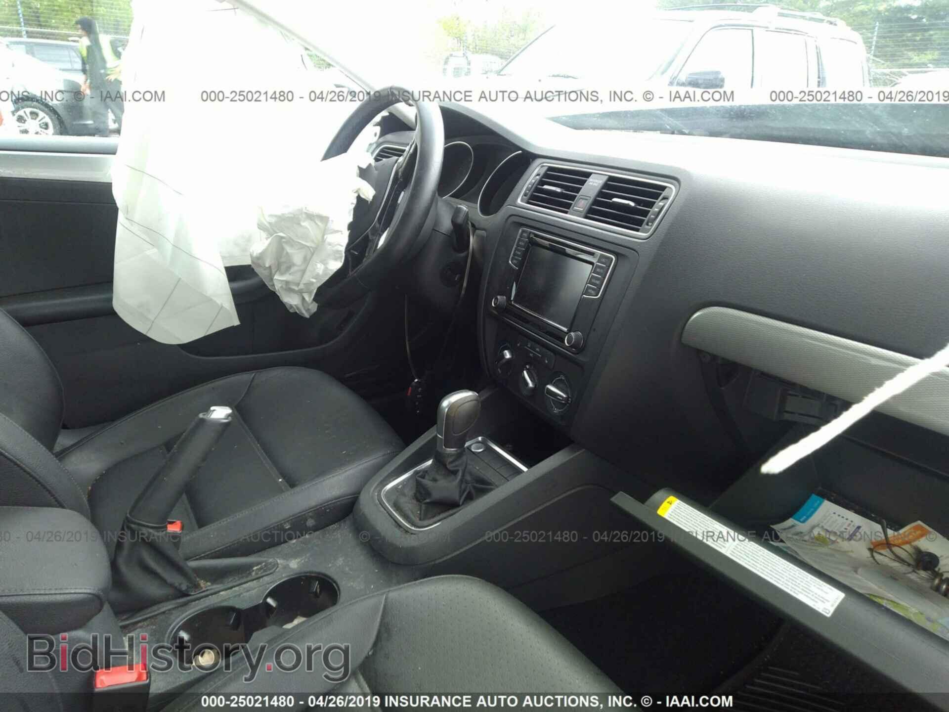 2017 VOLKSWAGEN JETTA - VIN: 3VWDB7AJ2HM279694 - Фото 5