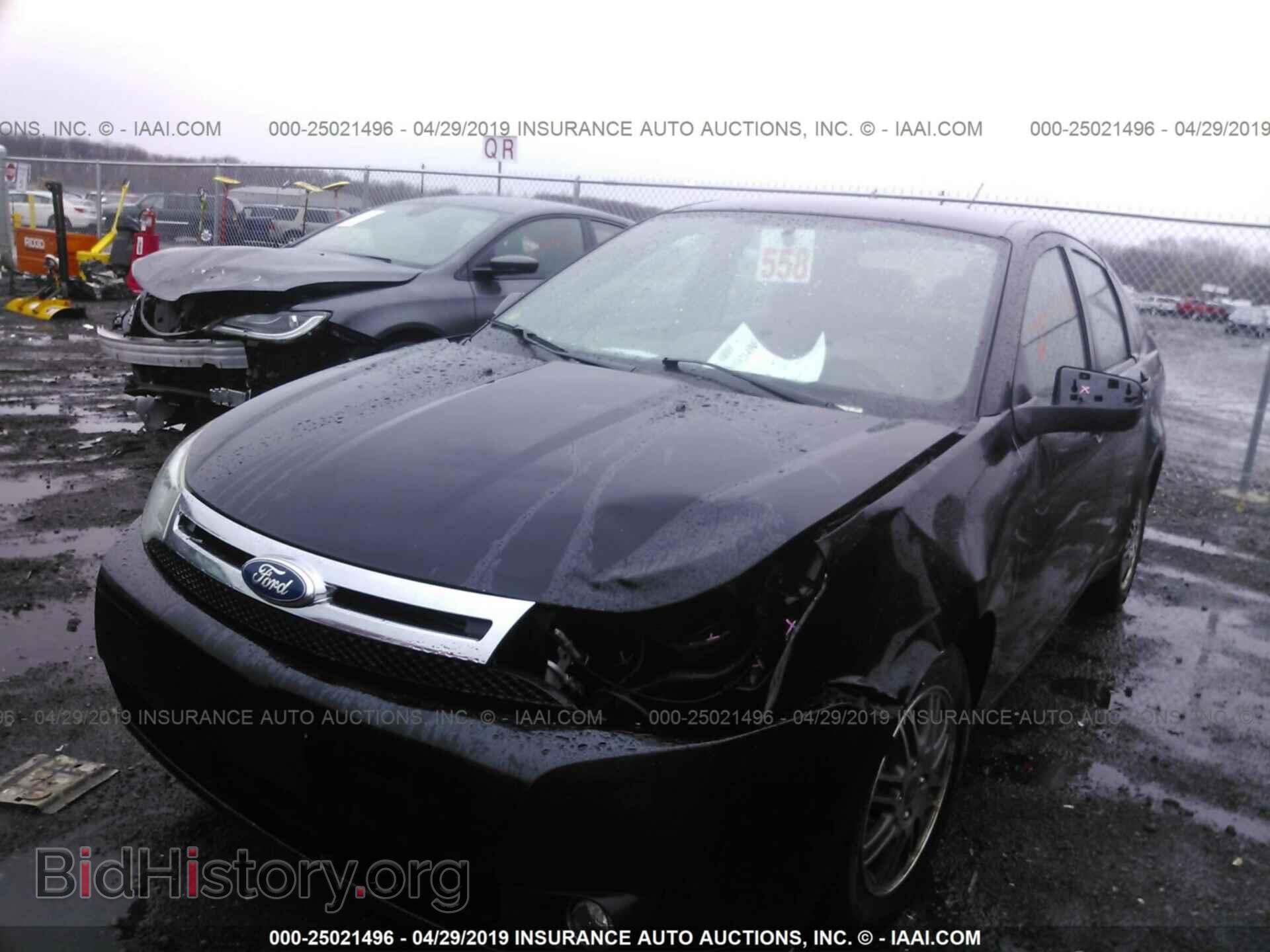 2011 FORD FOCUS - VIN: 1FAHP3FN0BW196160 - Фото 2