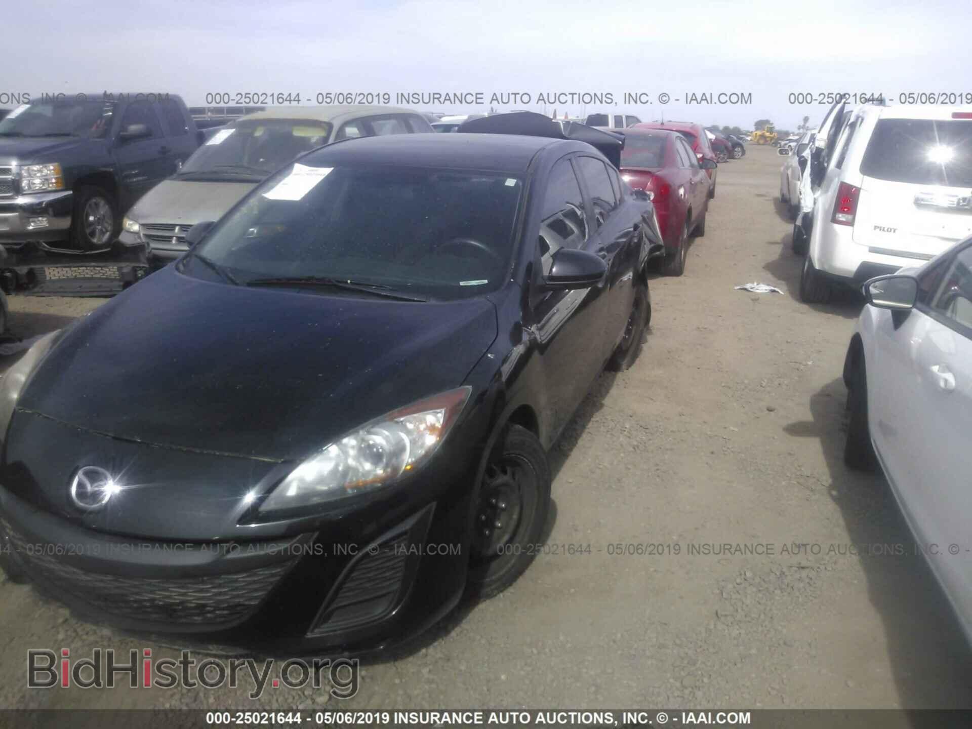 2011 MAZDA 3 - VIN: JM1BL1UF1B1379236 - Photo 2