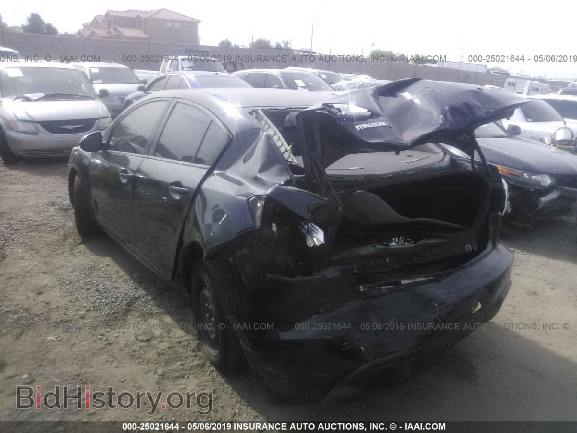 2011 MAZDA 3 - VIN: JM1BL1UF1B1379236 - Photo 3