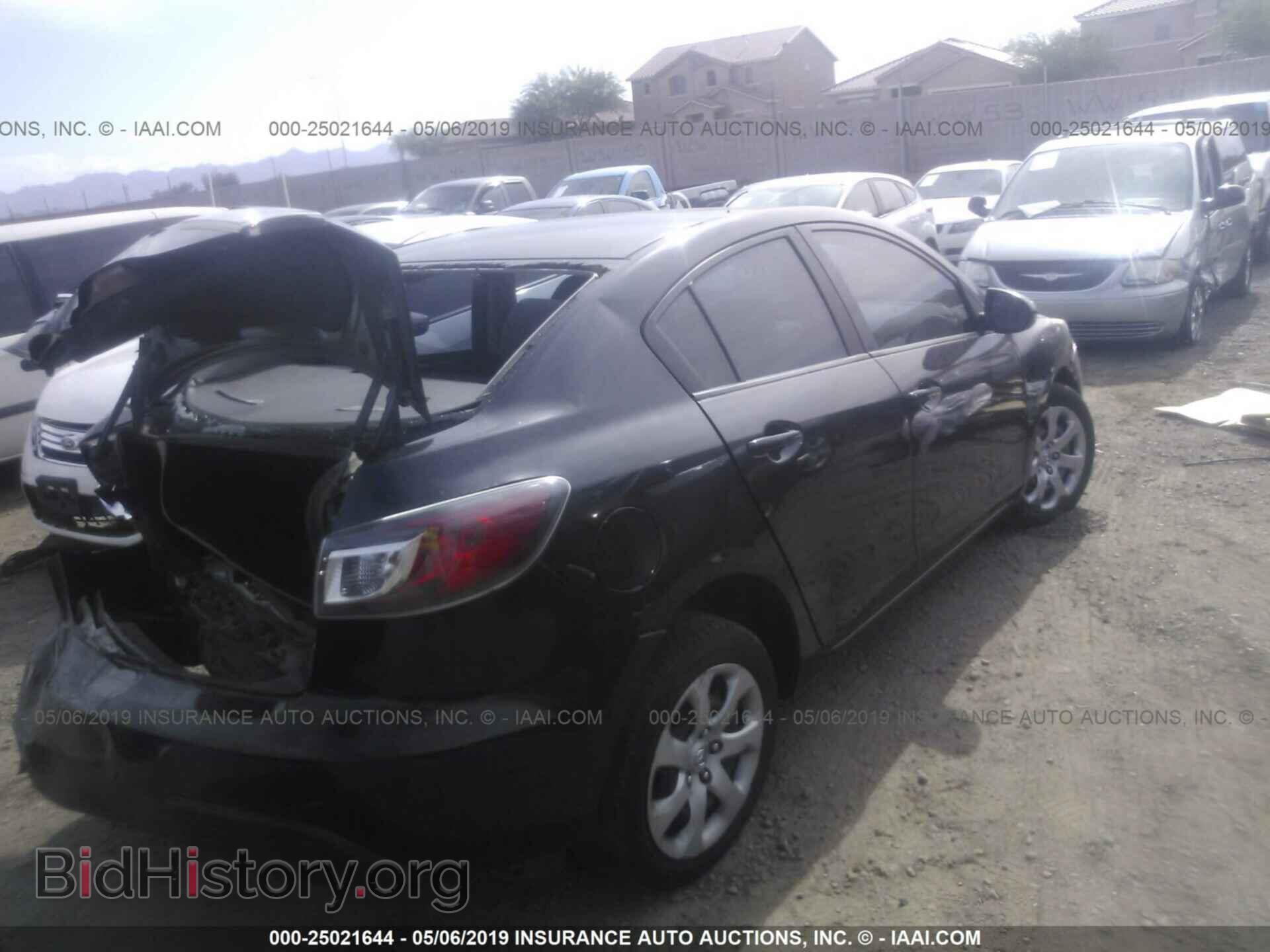 2011 MAZDA 3 - VIN: JM1BL1UF1B1379236 - Photo 4