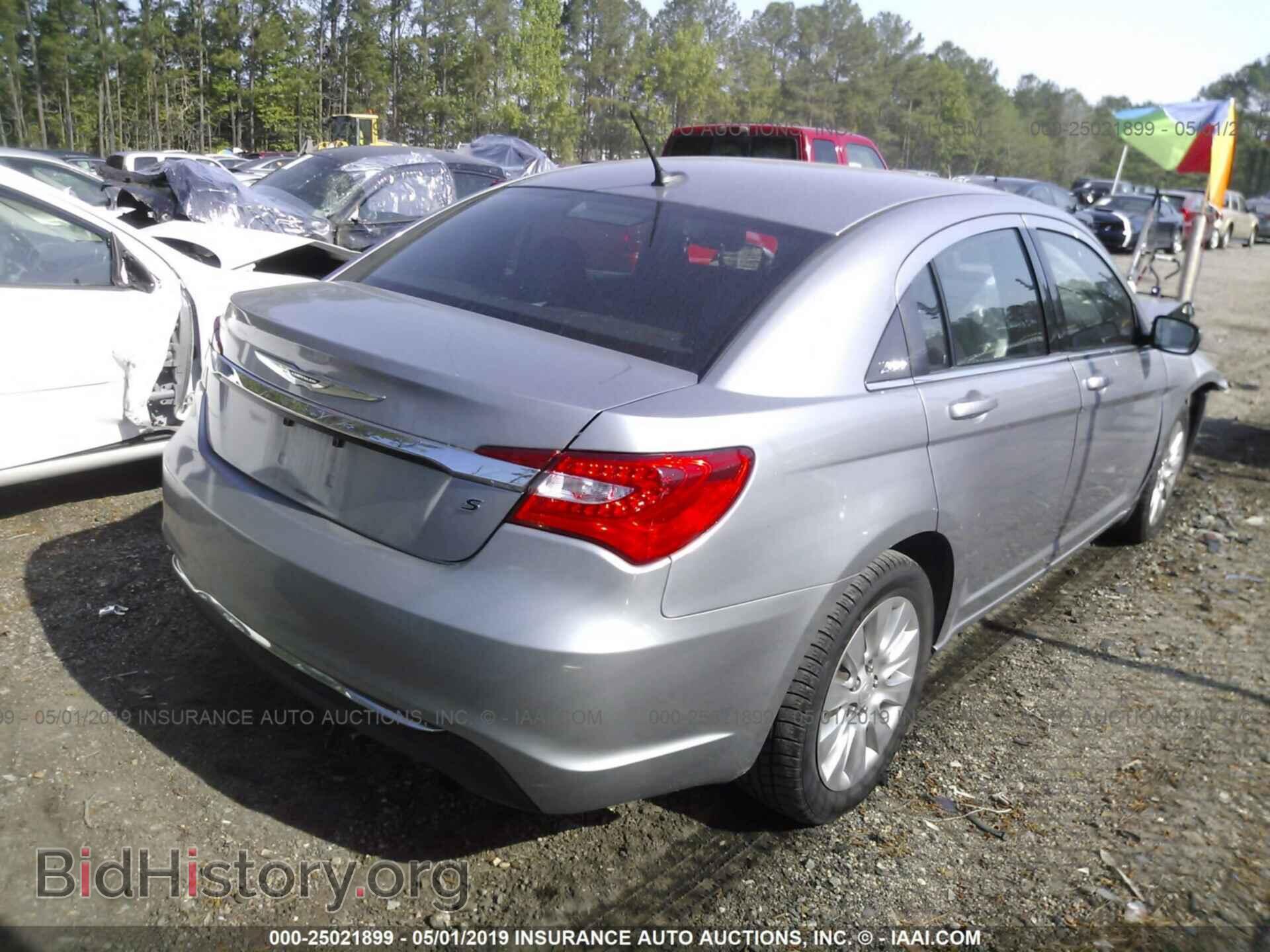 2014 CHRYSLER 200 - VIN: 1C3CCBAB7EN236854 - Фото 4