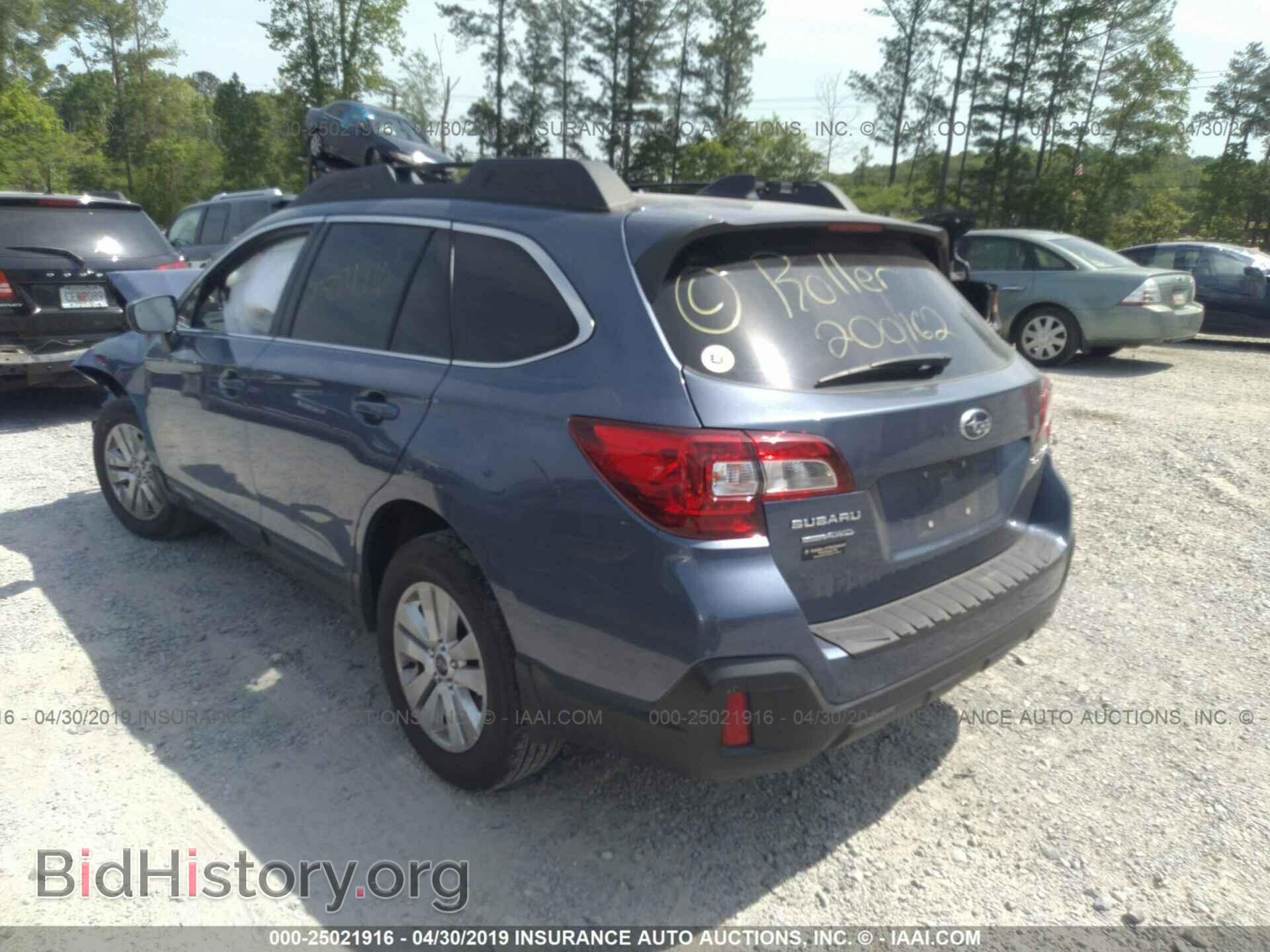 2018 SUBARU OUTBACK - VIN: 4S4BSADC4J3200162 - Фото 3