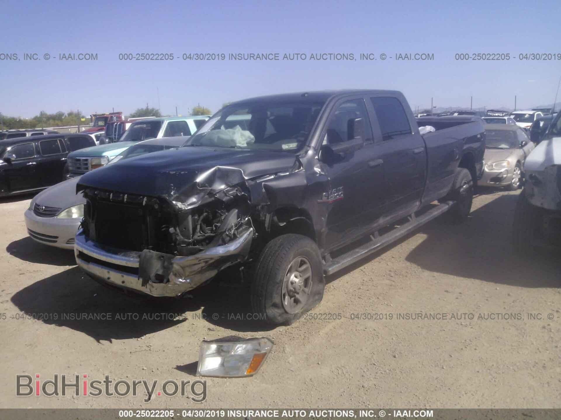 2014 RAM 2500 - VIN: 3C6UR5HL8EG267089 - Photo 2