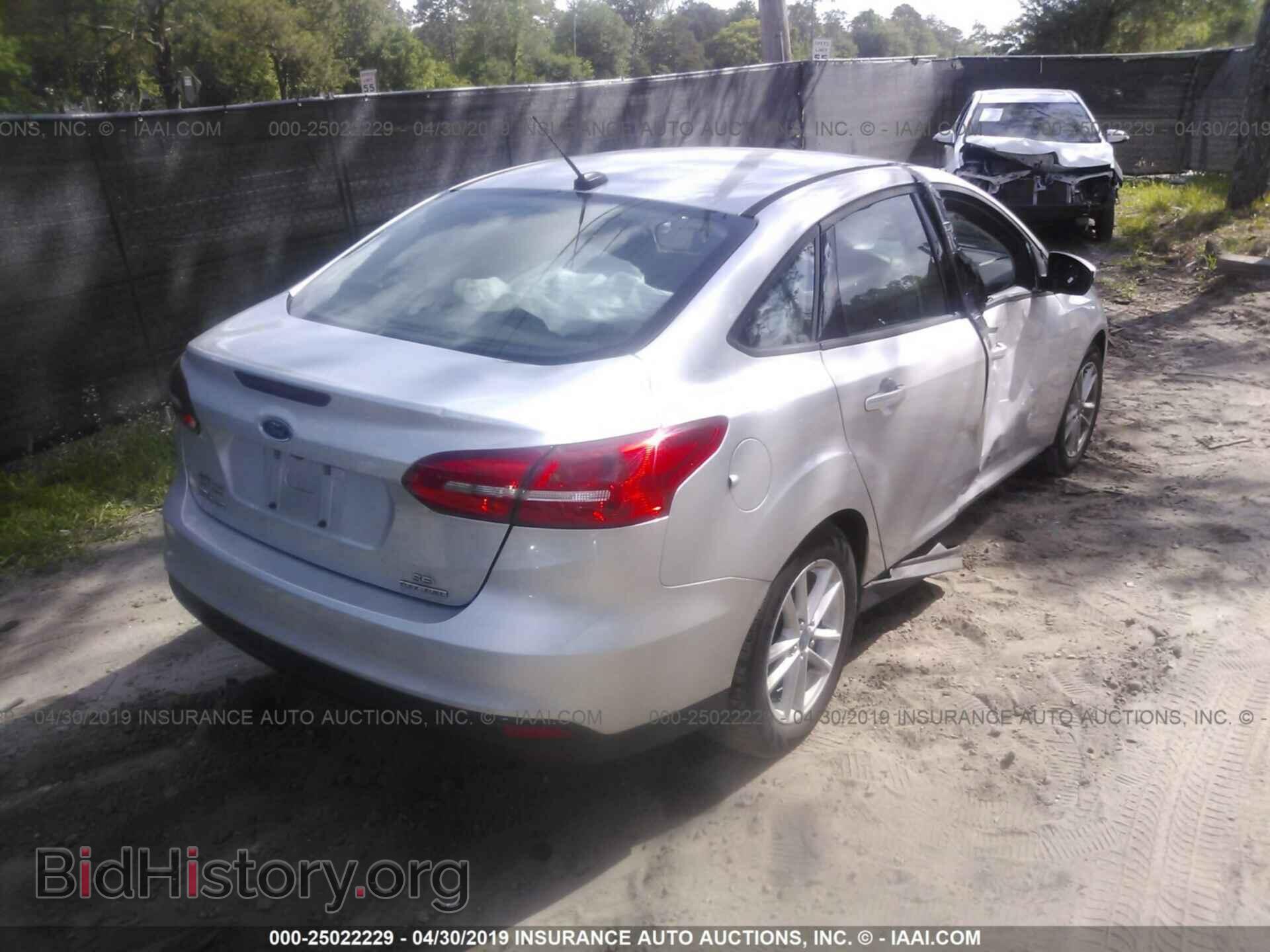 2016 FORD FOCUS - VIN: 1FADP3F23GL255652 - Photo 4
