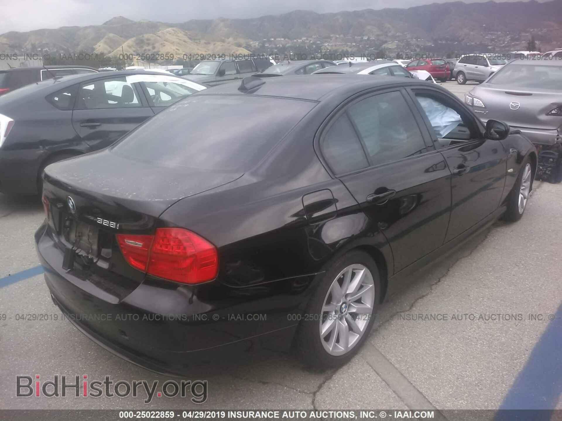2011 BMW 328 - VIN: WBAPH7C52BE461095 - Фото 4